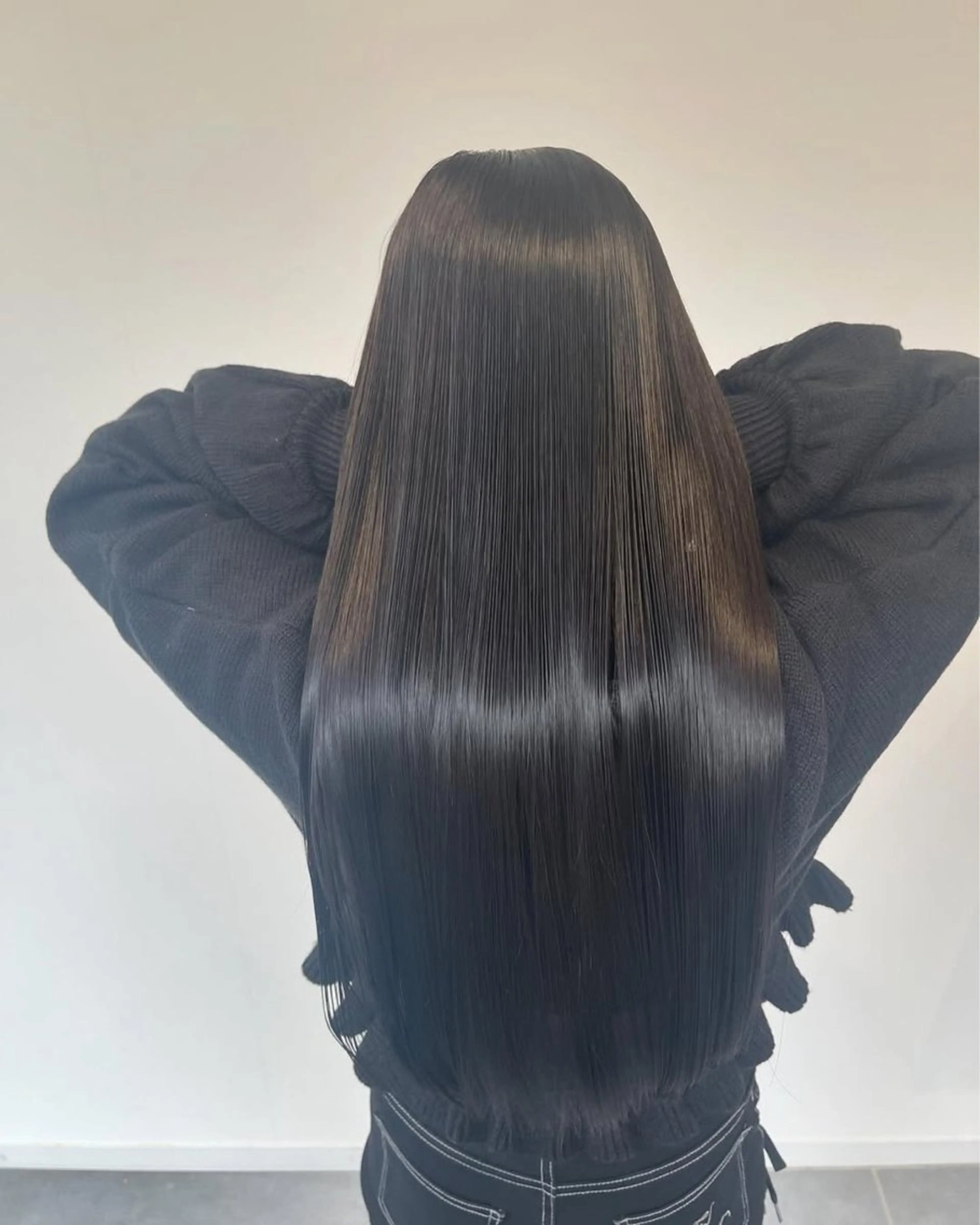 ロング カラー ブリーチ ケアカラー 透明感カラー ダークグレー ブリーチなしカラー カット ヘアカラー トリートメント ヘアセット 髪質改善&美髪カラー ボブ&ロングRYOのヘアスタイル