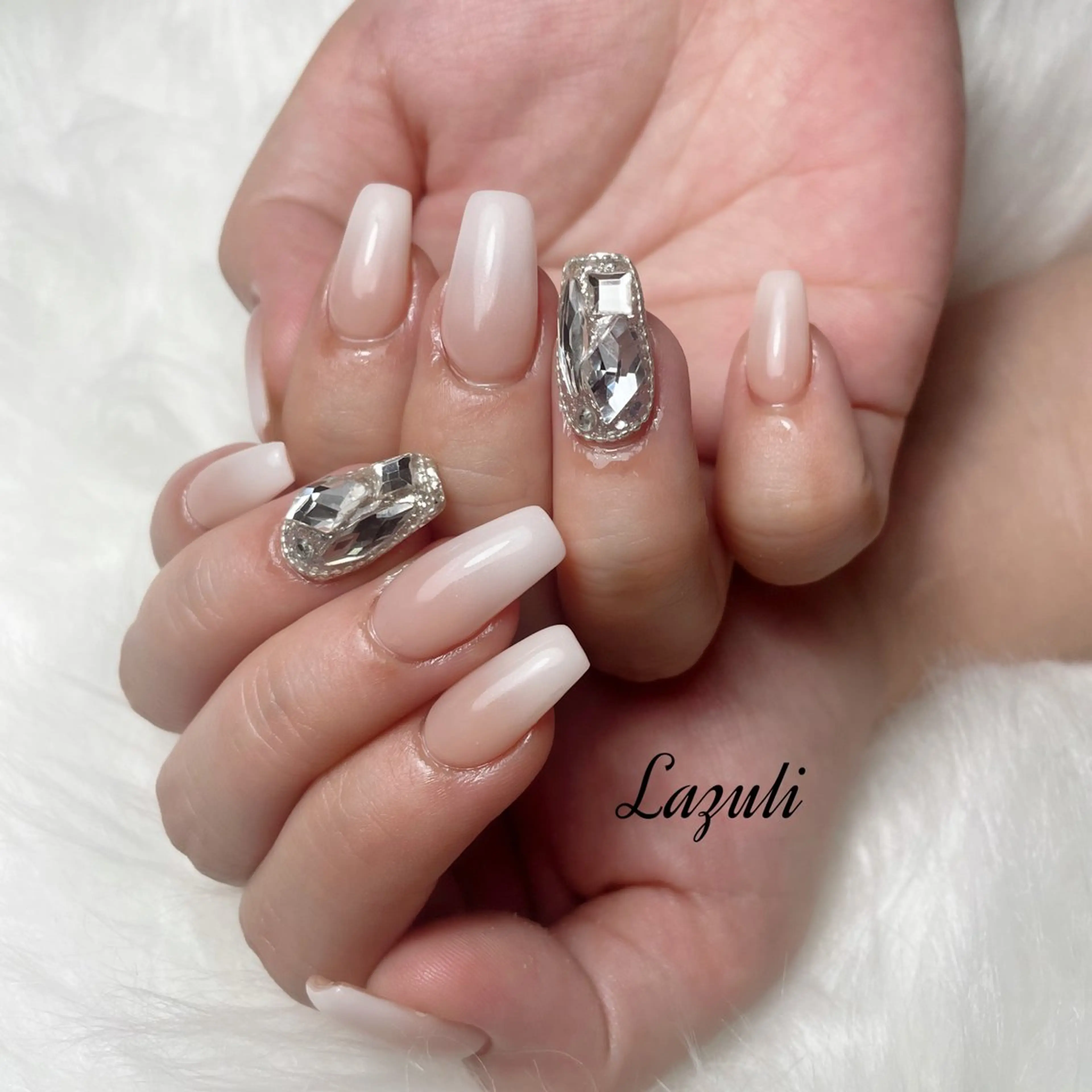 ネイル ハンドネイル Lazuli 💎のネイルデザイン