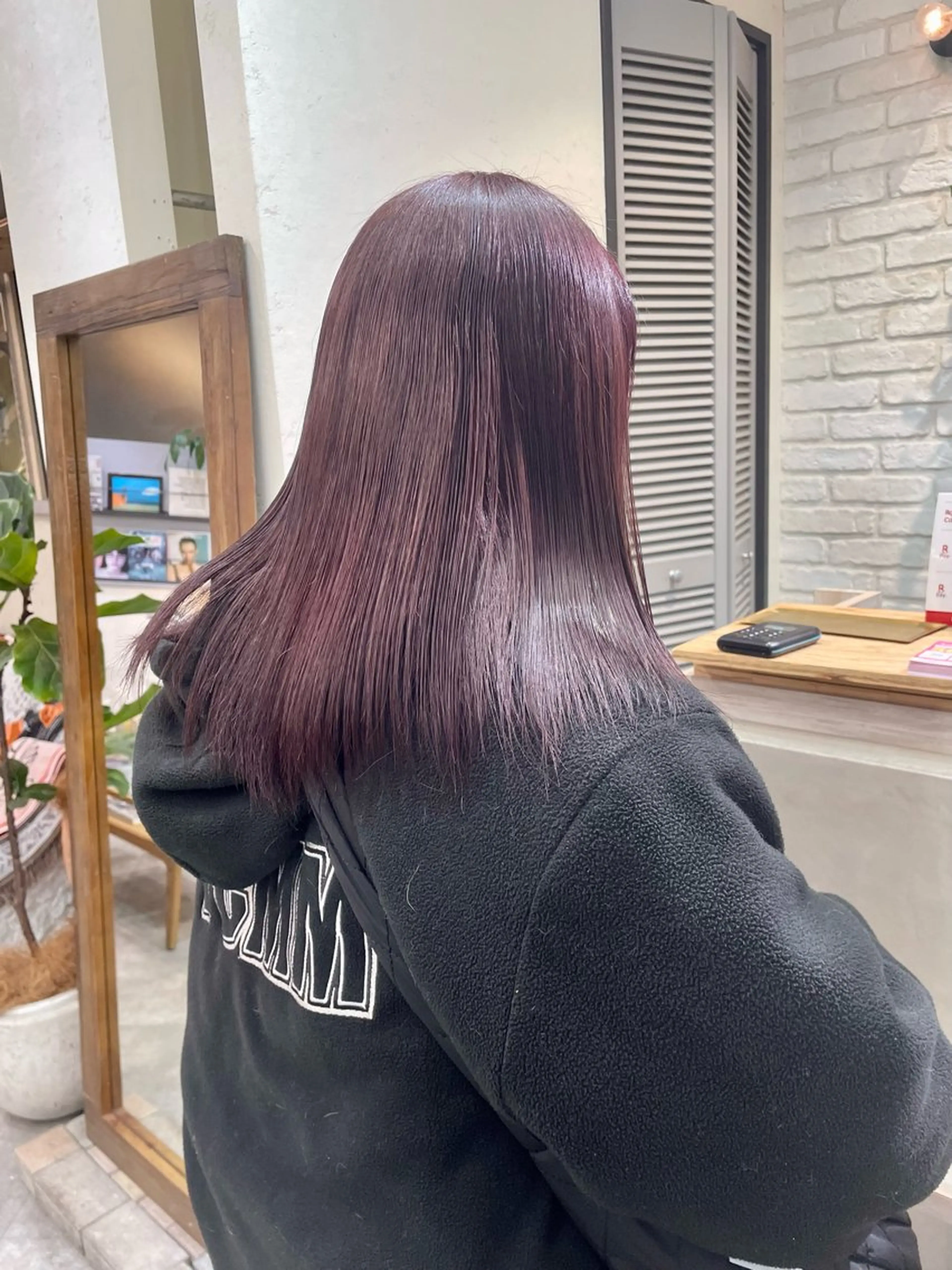 ミディアム カラー ブリーチ ダブルカラー ブリーチなしカラー カット ヘアカラー トリートメント カノン/アニオタ 美容師︎🧡のヘアスタイル