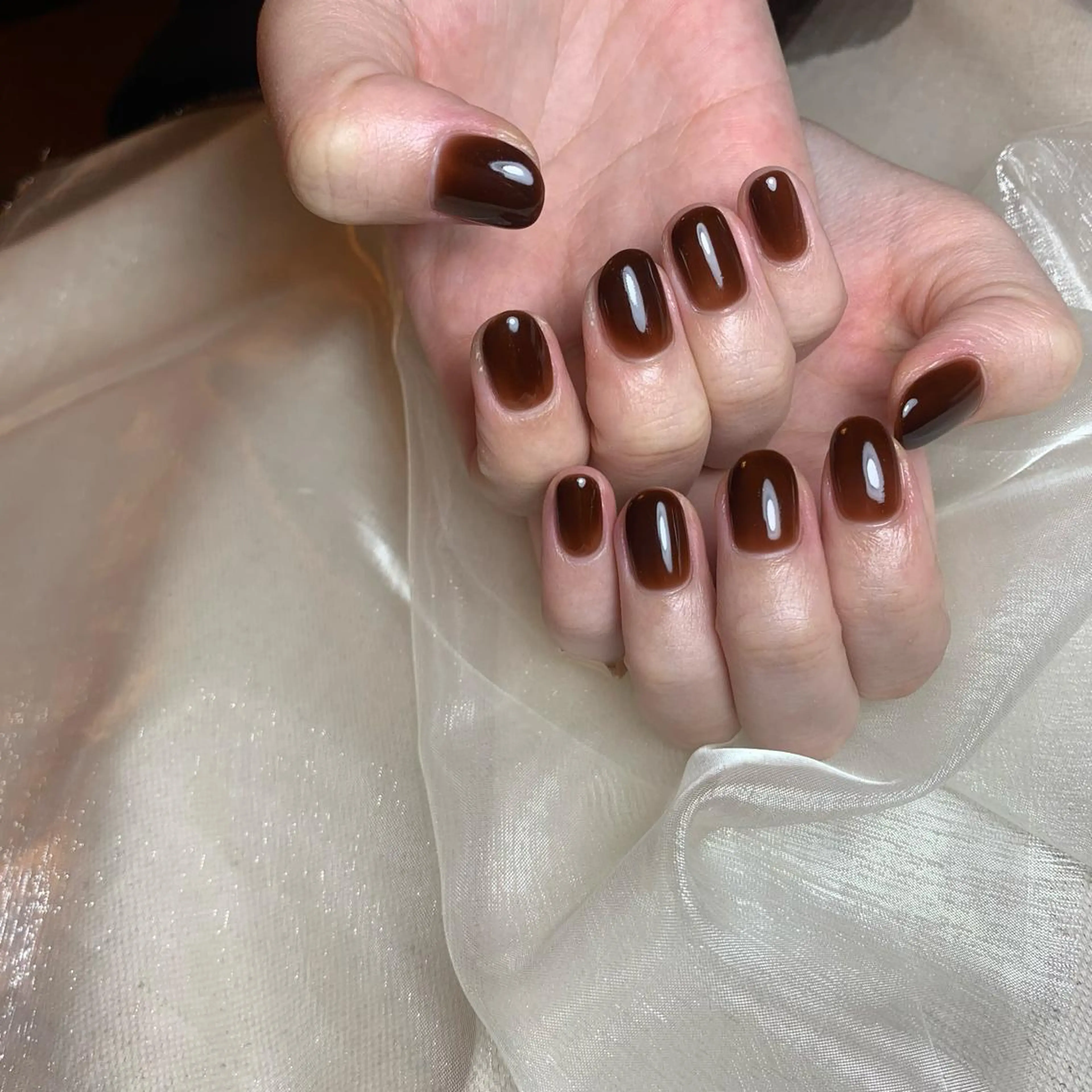 ネイル ハンドネイル repos~ルポ~所属・里見 麗のネイルデザイン