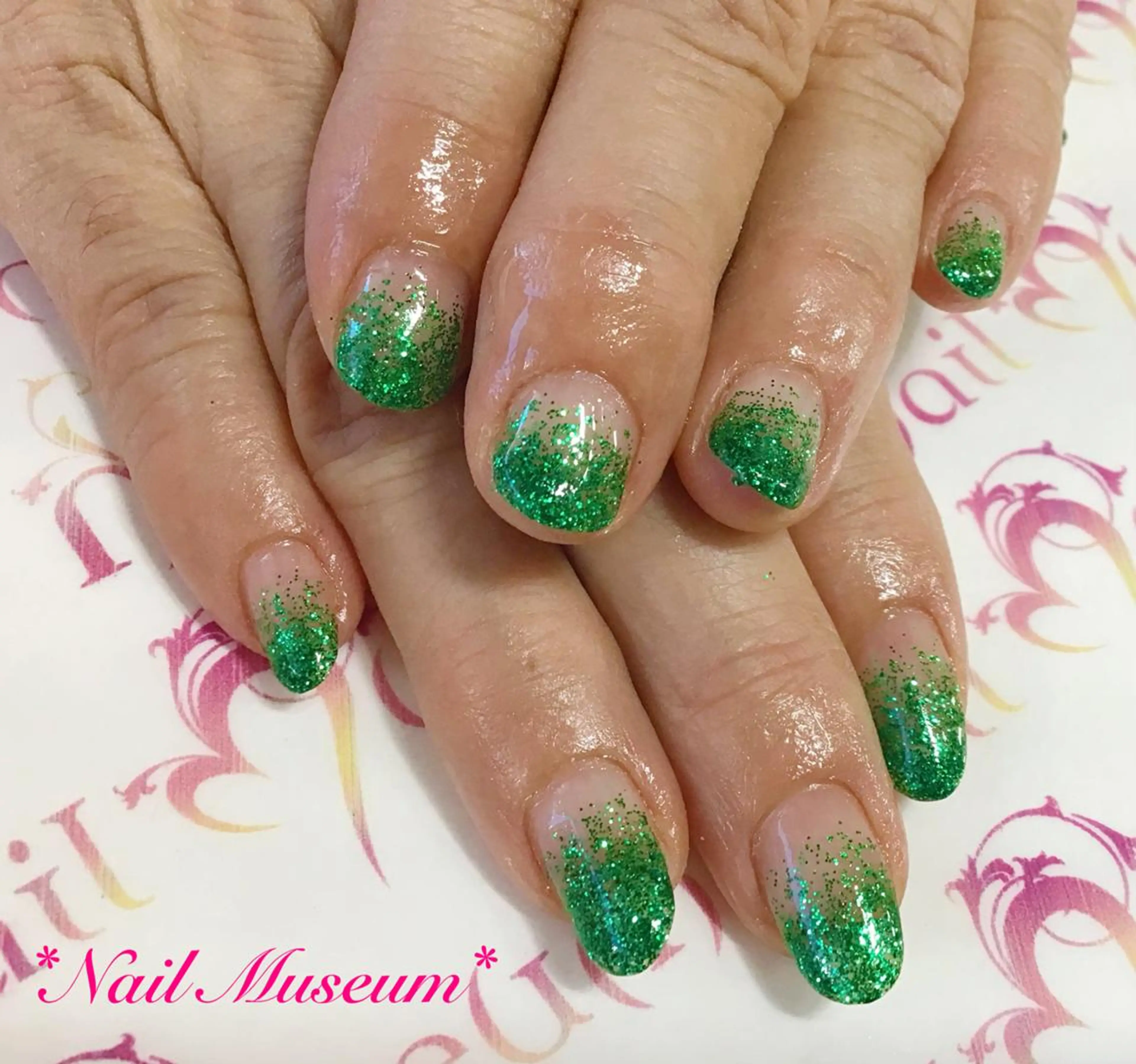 ネイル アートネイル フットネイル フレンチネイル ジェルネイル グラデーション マグネットネイル💛 Hayakawaのネイルデザイン