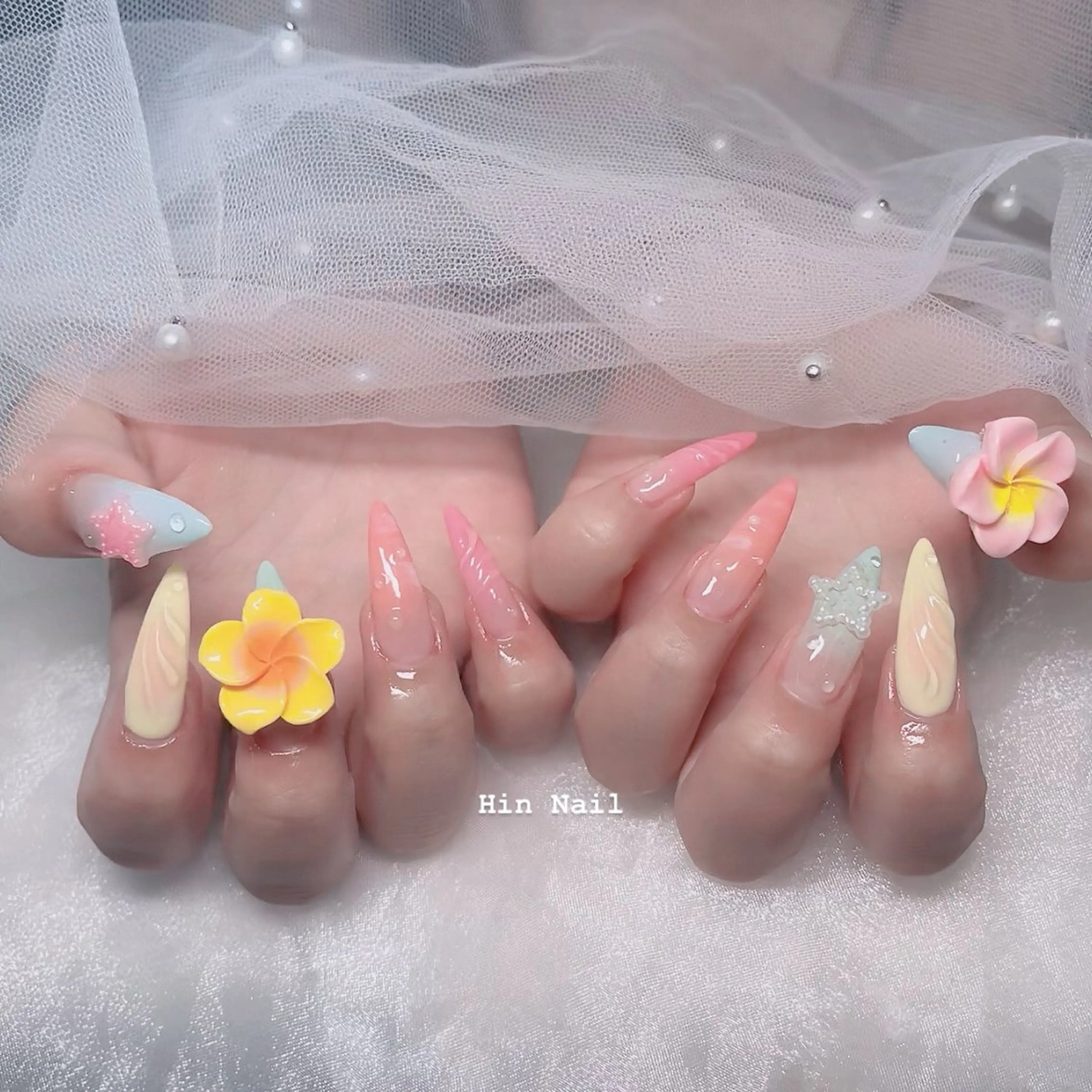 ネイル ハンドネイル Hin Nail Osaka所属・Hin Nailsのネイルデザイン