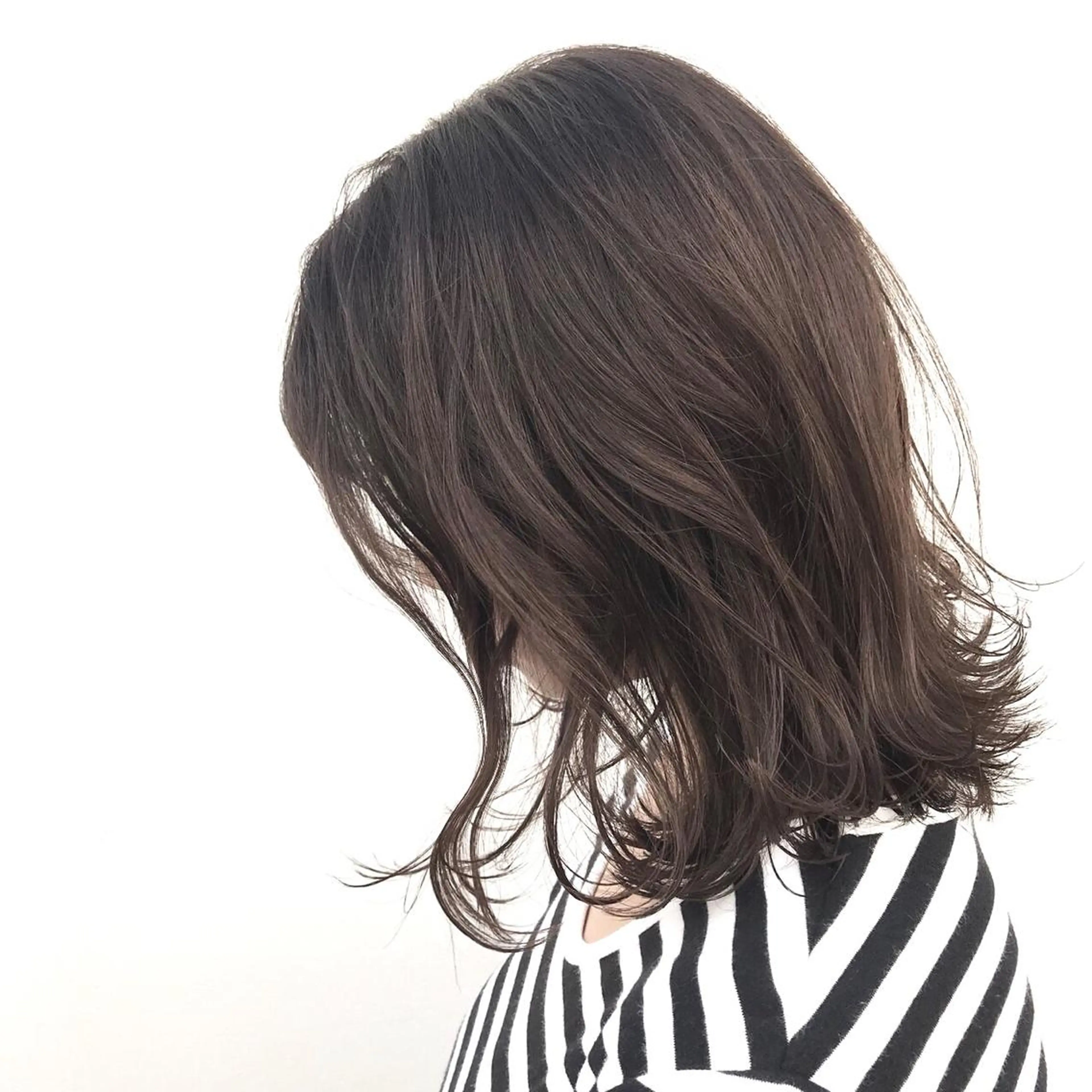 ミディアム パーマ 福地 礼奈のヘアスタイル