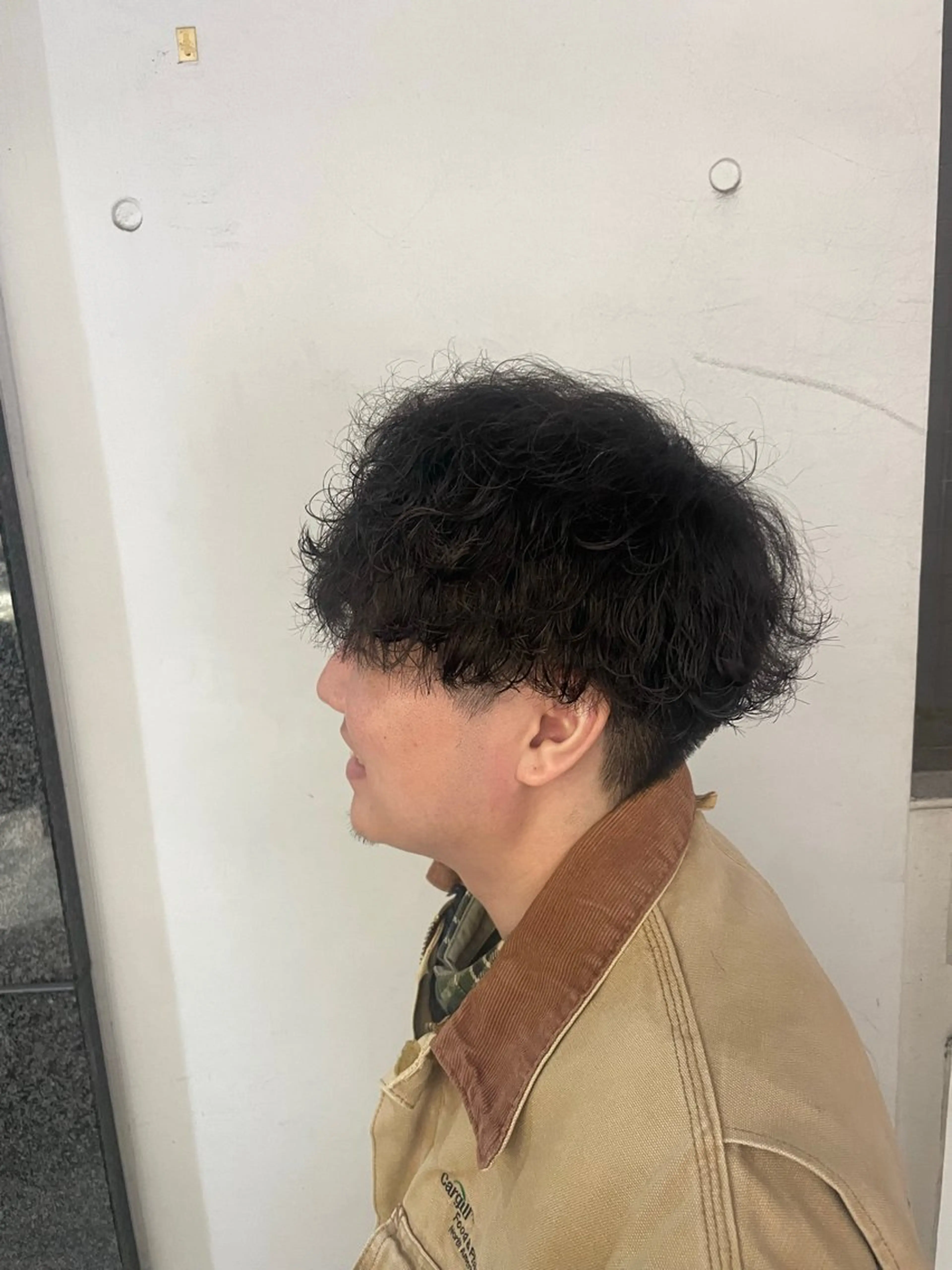 ショート メンズ 波巻きパーマ カット パーマ 野町好花 レイヤー/髪質改善のヘアスタイル