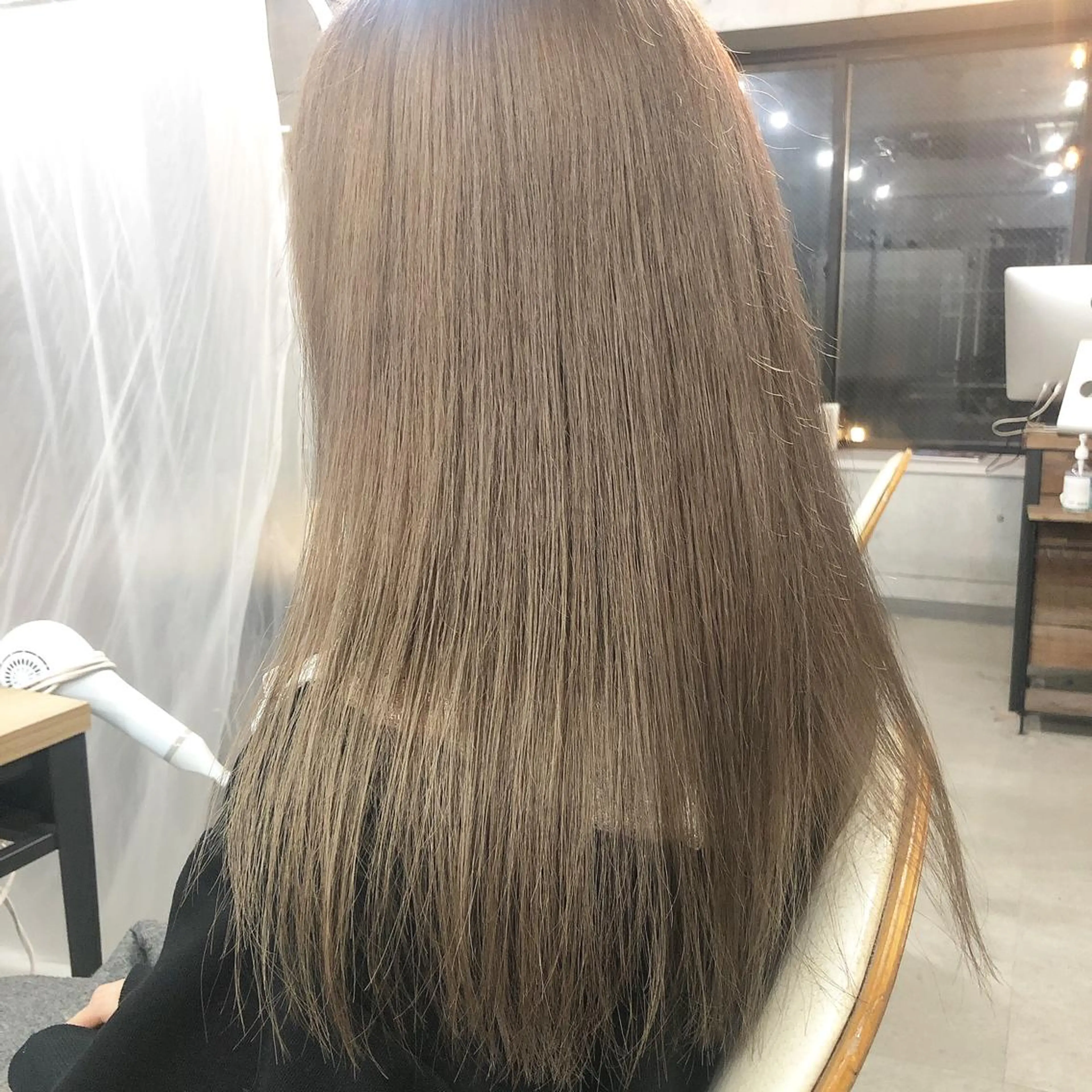ミディアム カラー パーマ ヘアアレンジ メンズ キッズ ネイル マツエク・マツパ カット ヘアカラー トリートメント ヘアセット 艶髪育成サロン 京橋　shinのヘアスタイル