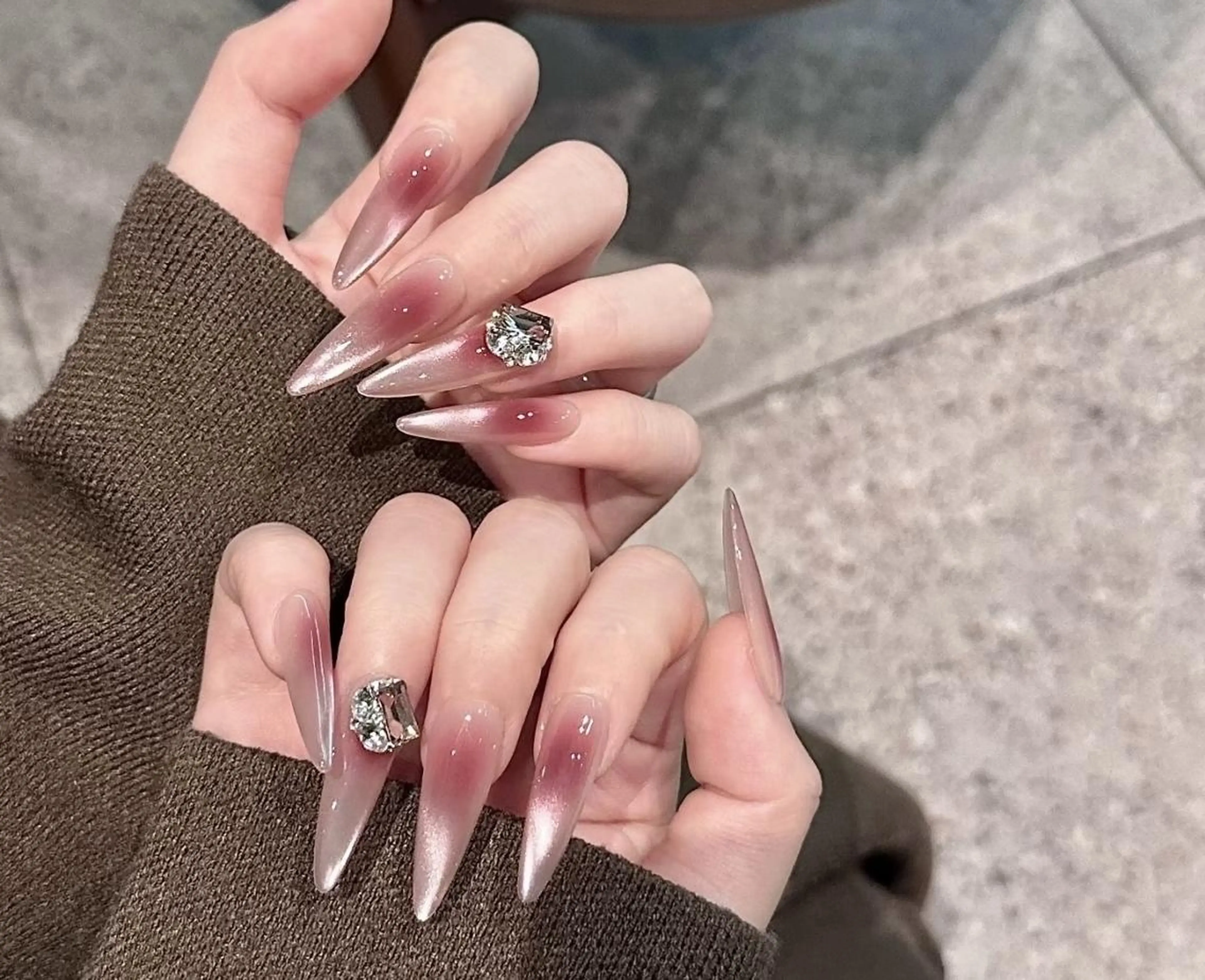 ネイル ロングネイル長さ出し 専門Spade Qのネイルデザイン