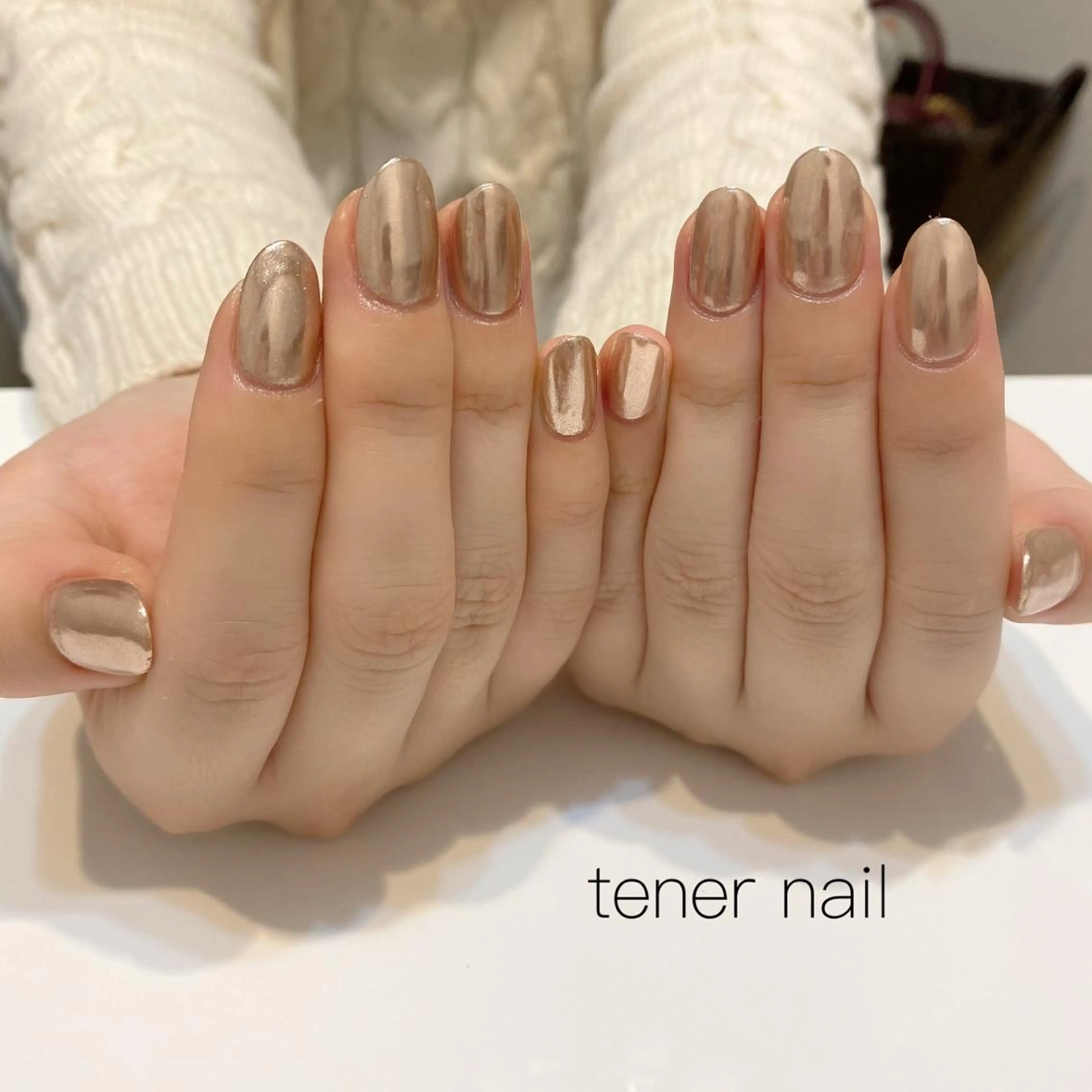 ネイル ゴールド ミラーネイル tener  nail  テネルネイル所属・テネルネイル tener nailのネイルデザイン
