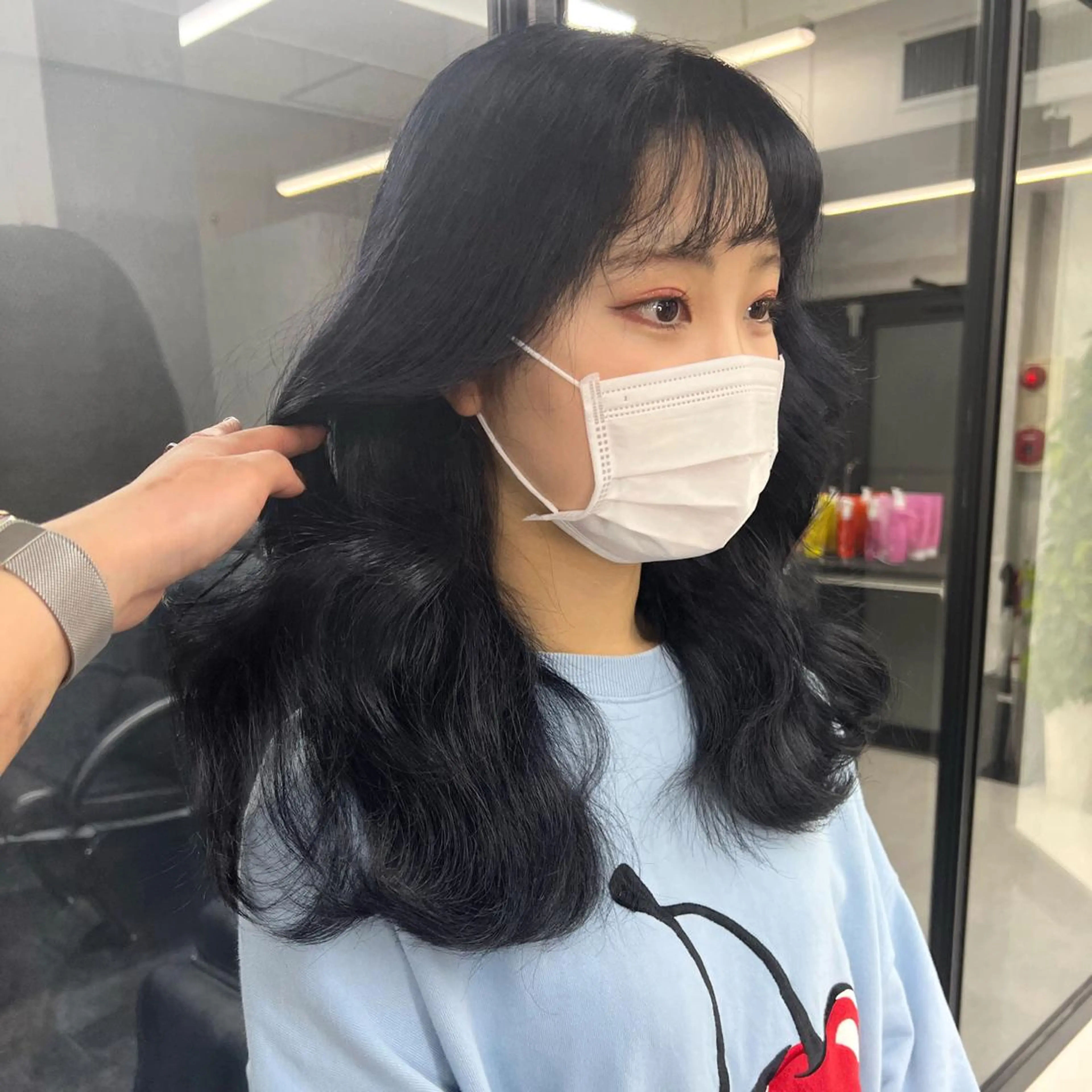 ロング カラー シールエクステ ハイトーンカラー エクステ シールエクステ特化 ハイトーン、NANAのヘアスタイル