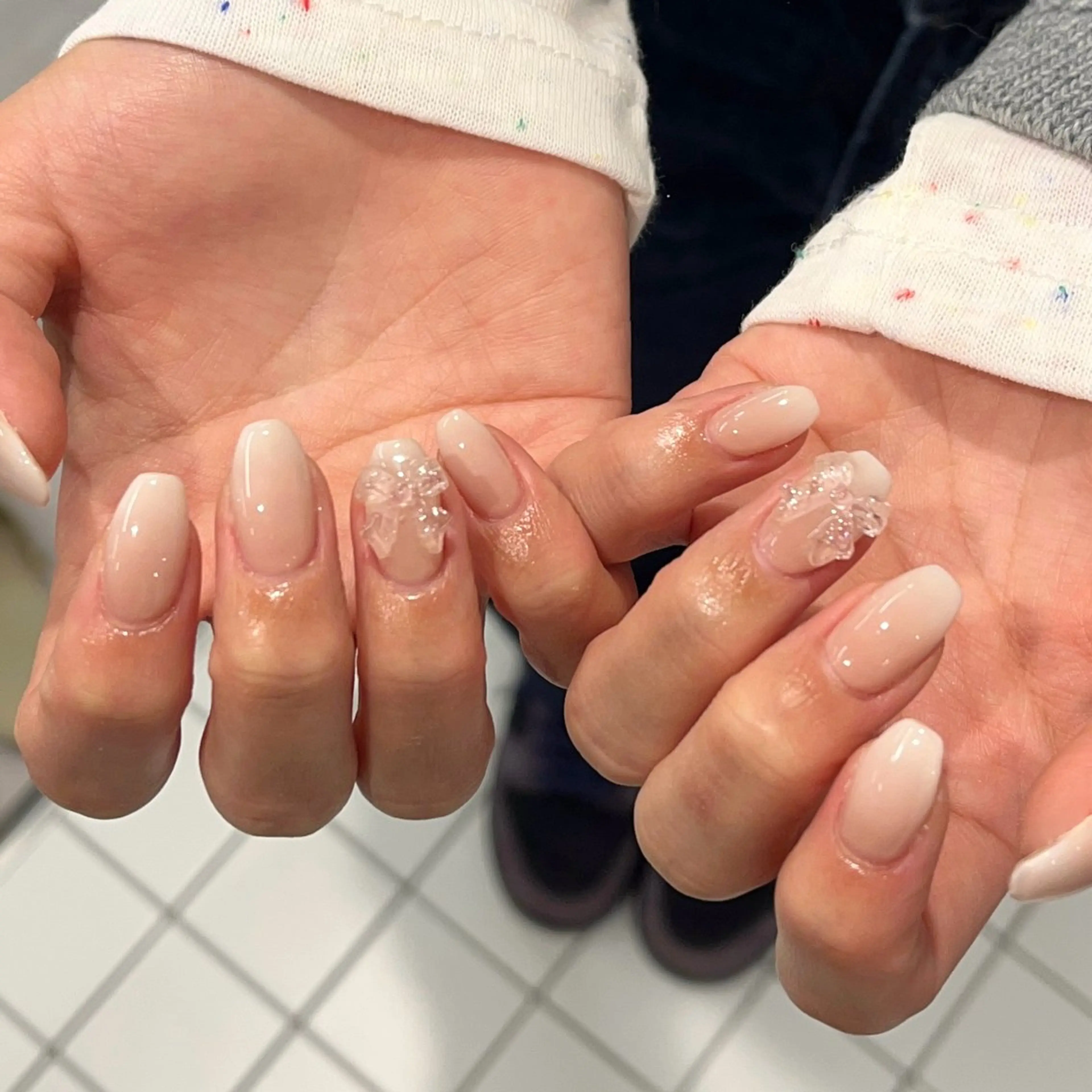 ネイル キラキラネイル ロングネイル リボン 春ネイル ハンドネイル eight nail 春菜のネイルデザイン