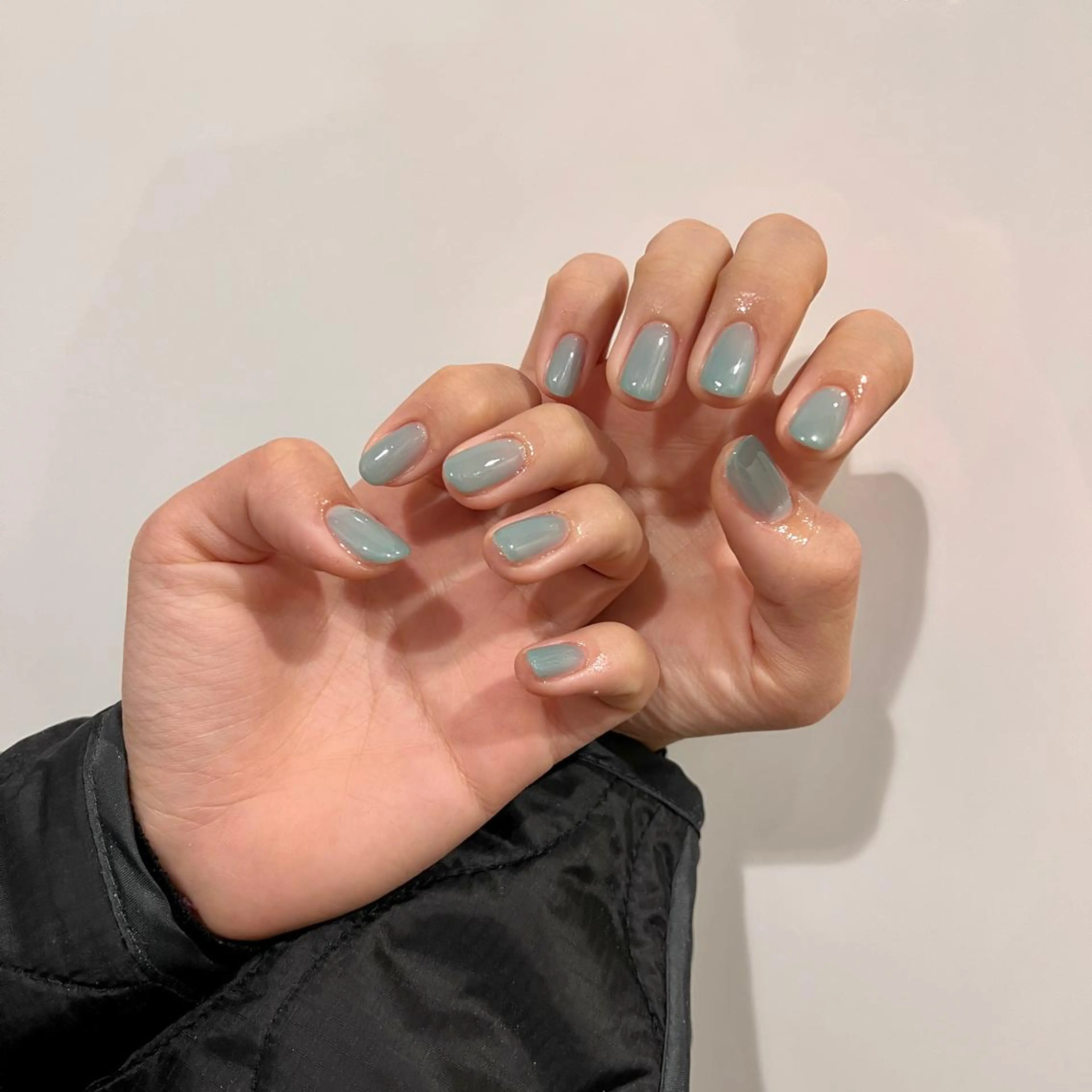 ネイル 黒葛原 めぐみのネイルデザイン