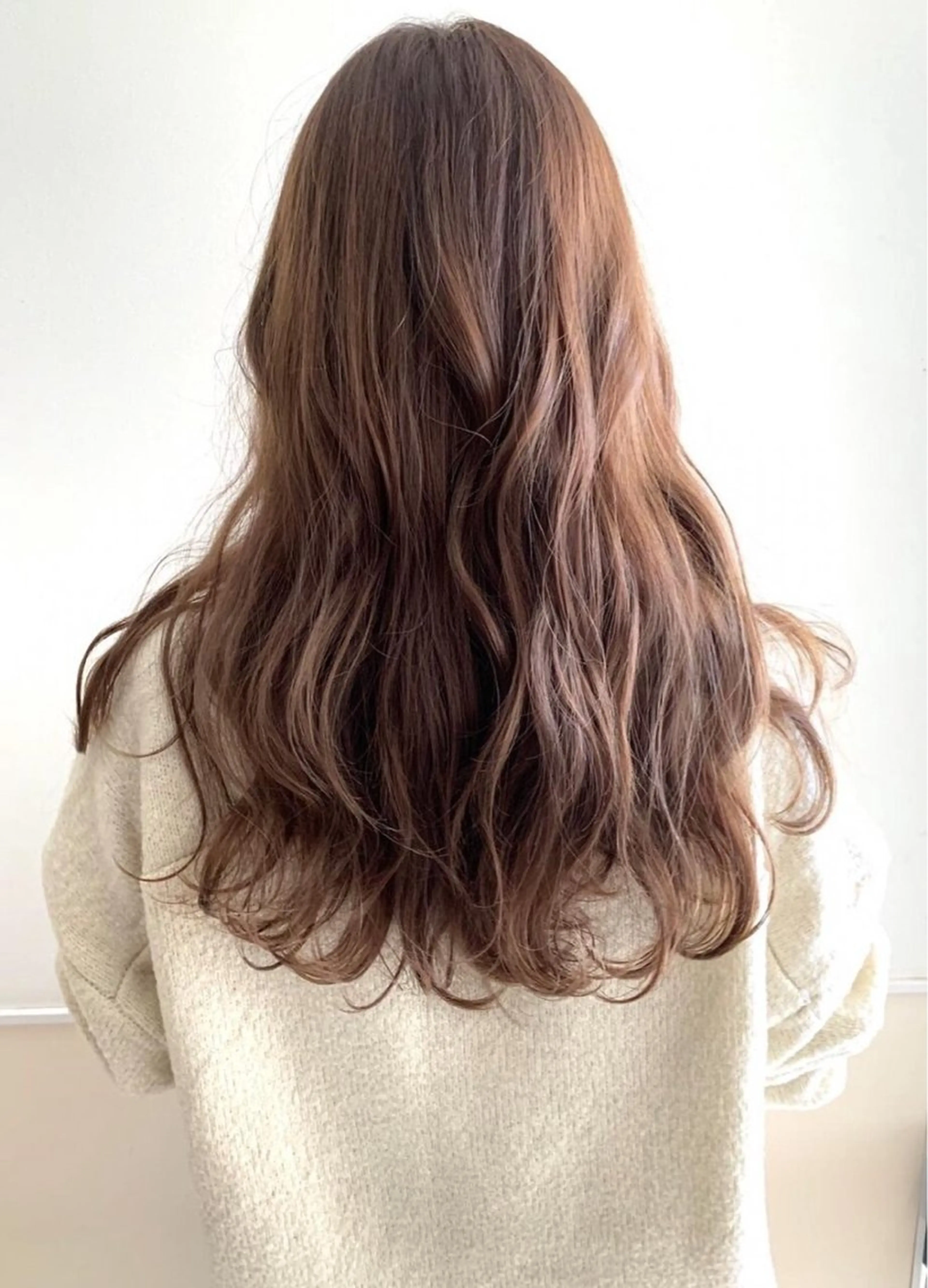 ロング OPERA 赤塚のヘアスタイル