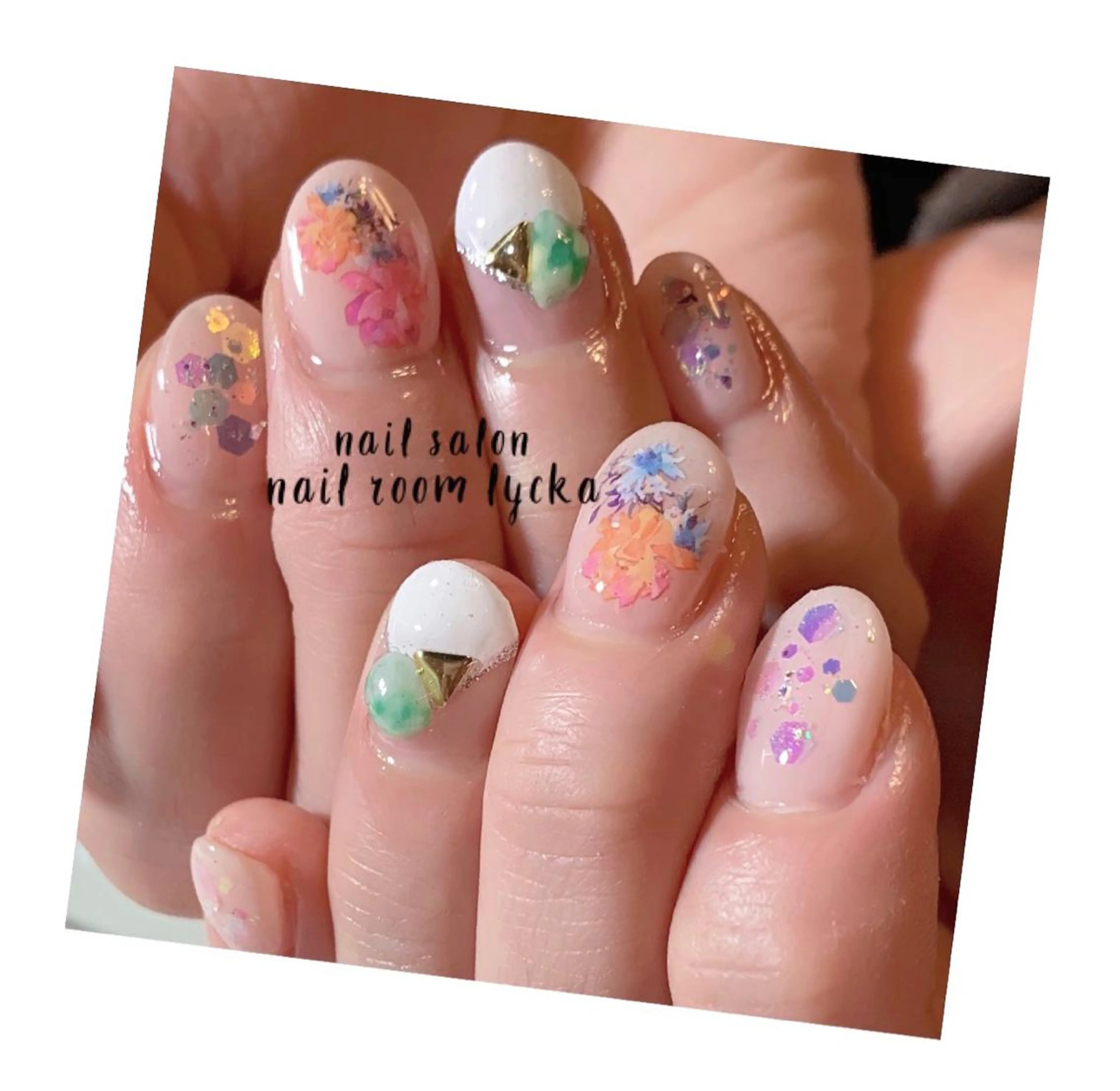 ネイル ﾈｲﾙﾙｰﾑﾘｯｶ 𝐦𝐚𝐲𝐮のネイルデザイン