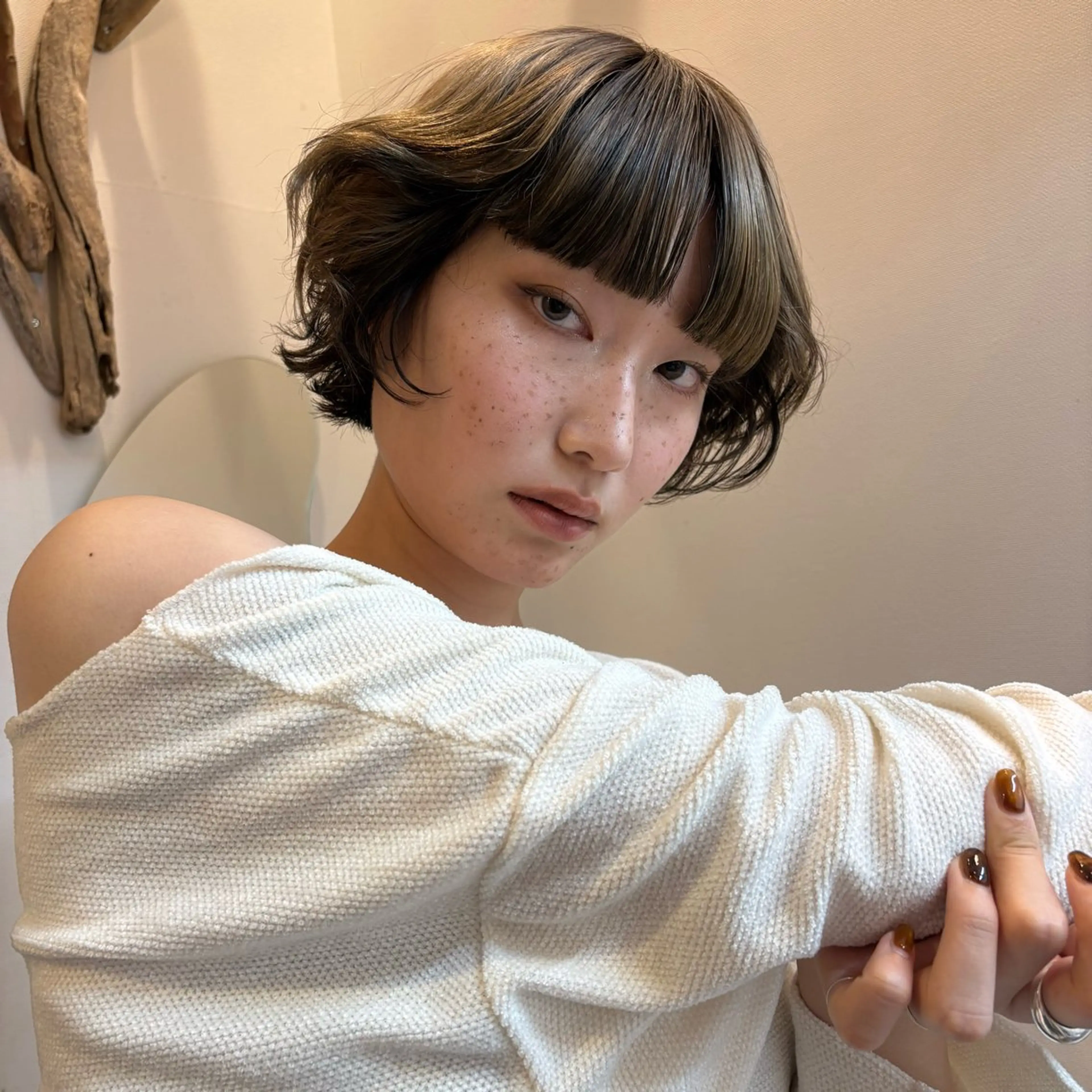 ショート カラー sity.　天神　大名所属・ブリーチなしカラー 暖色カラーのヘアスタイル