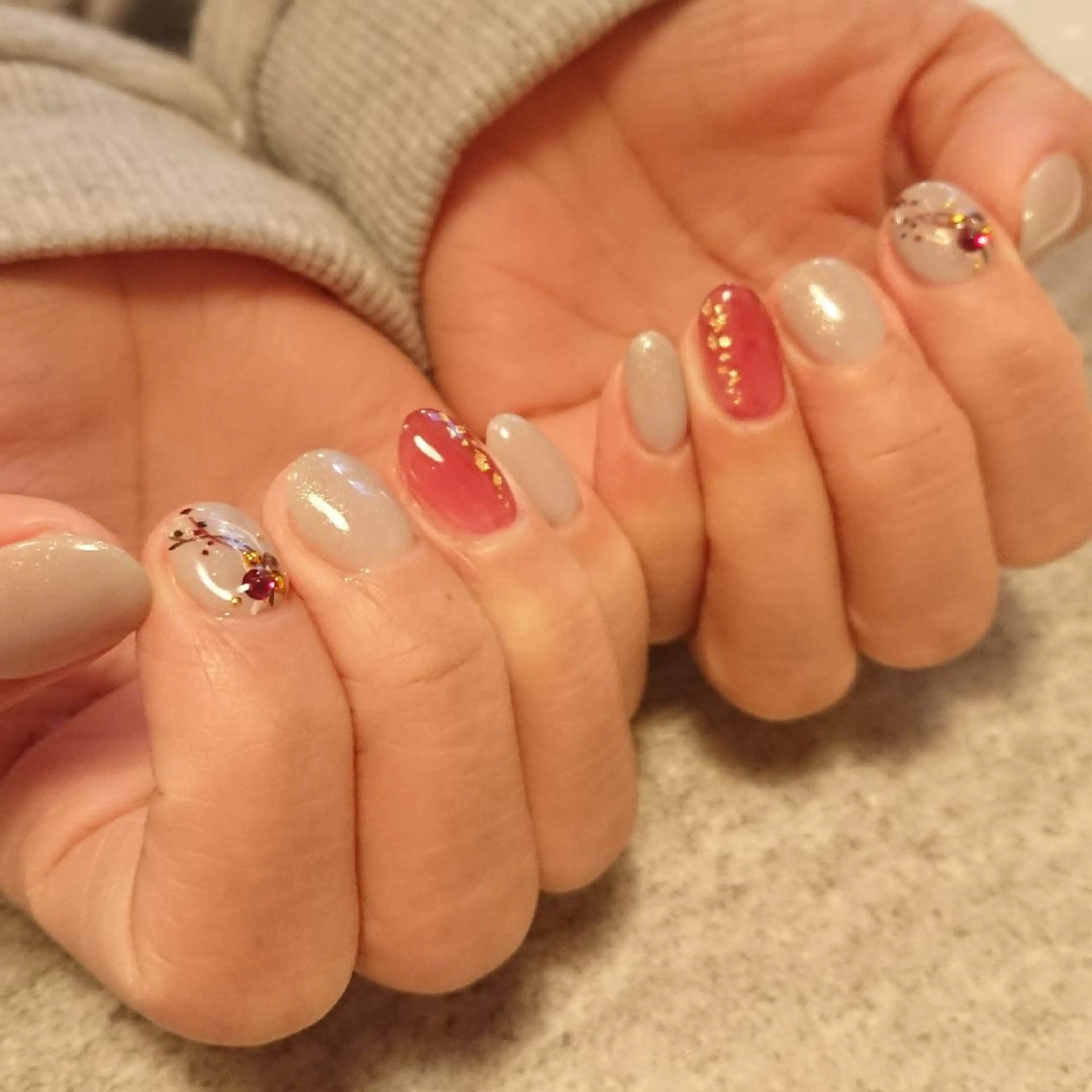 ネイル ジェヌインネイル 河内のネイルデザイン