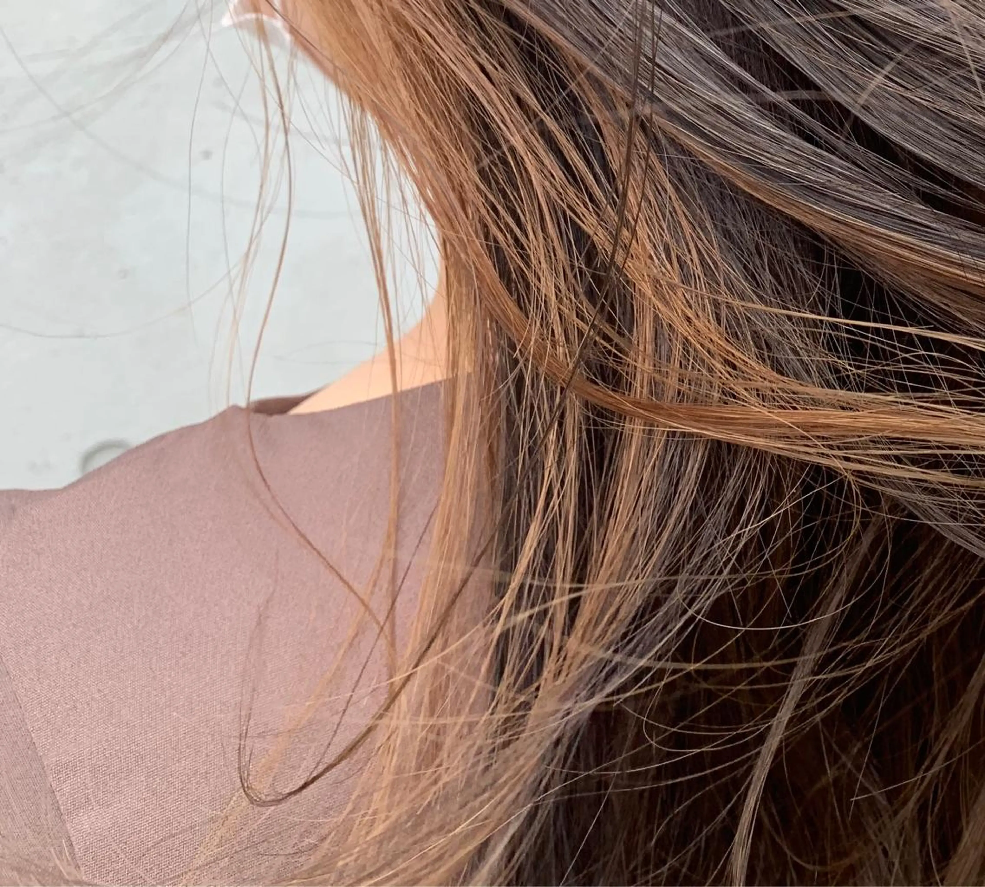 【大人気!💕💭】ちらっと見えるインナーが可愛い〰️🍂インナーカラー+小顔カット+色持ちトリートメント🍂の写真