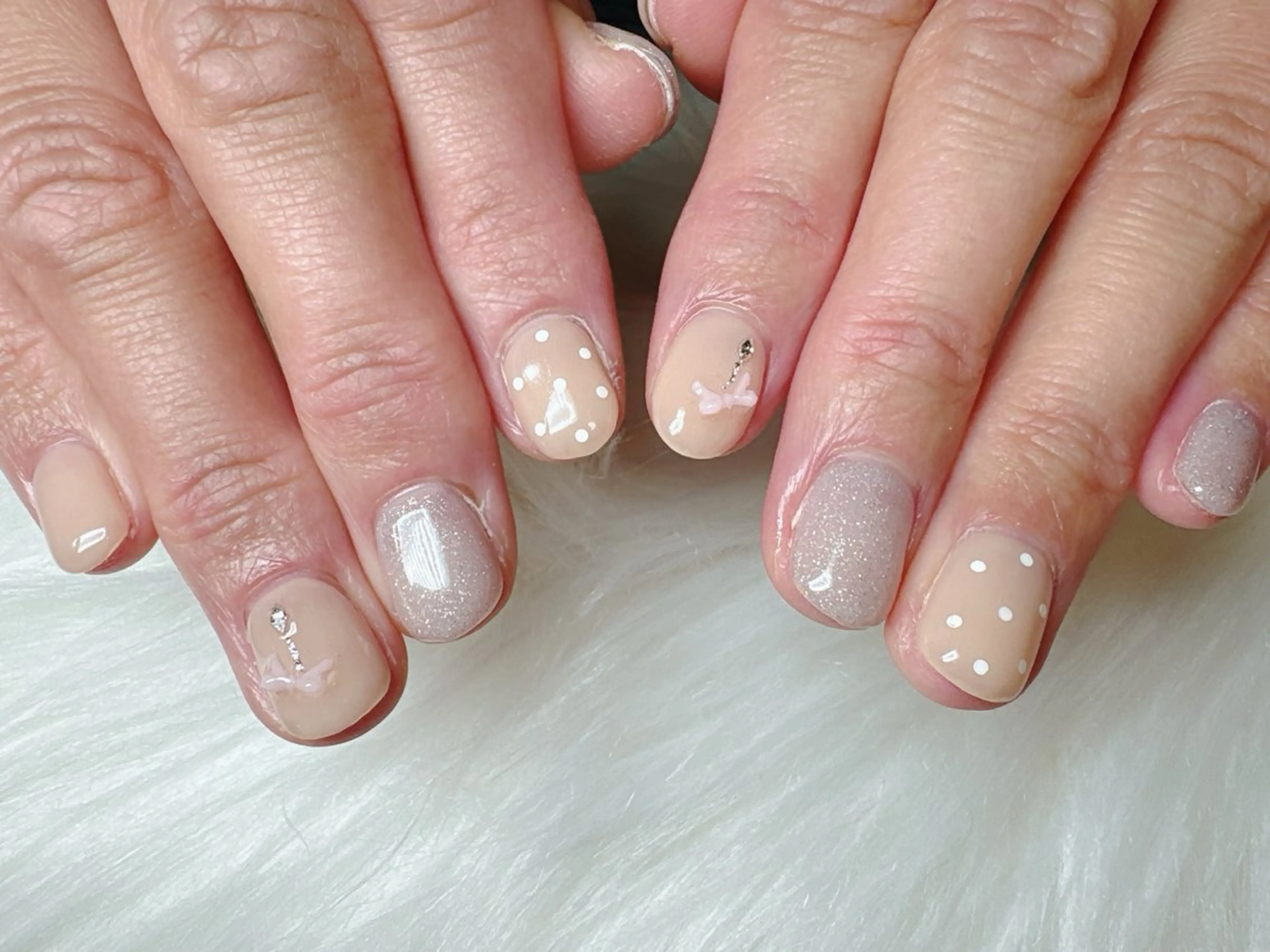 ネイル ECLAT エクラ所属・寺山 千鶴のネイルデザイン