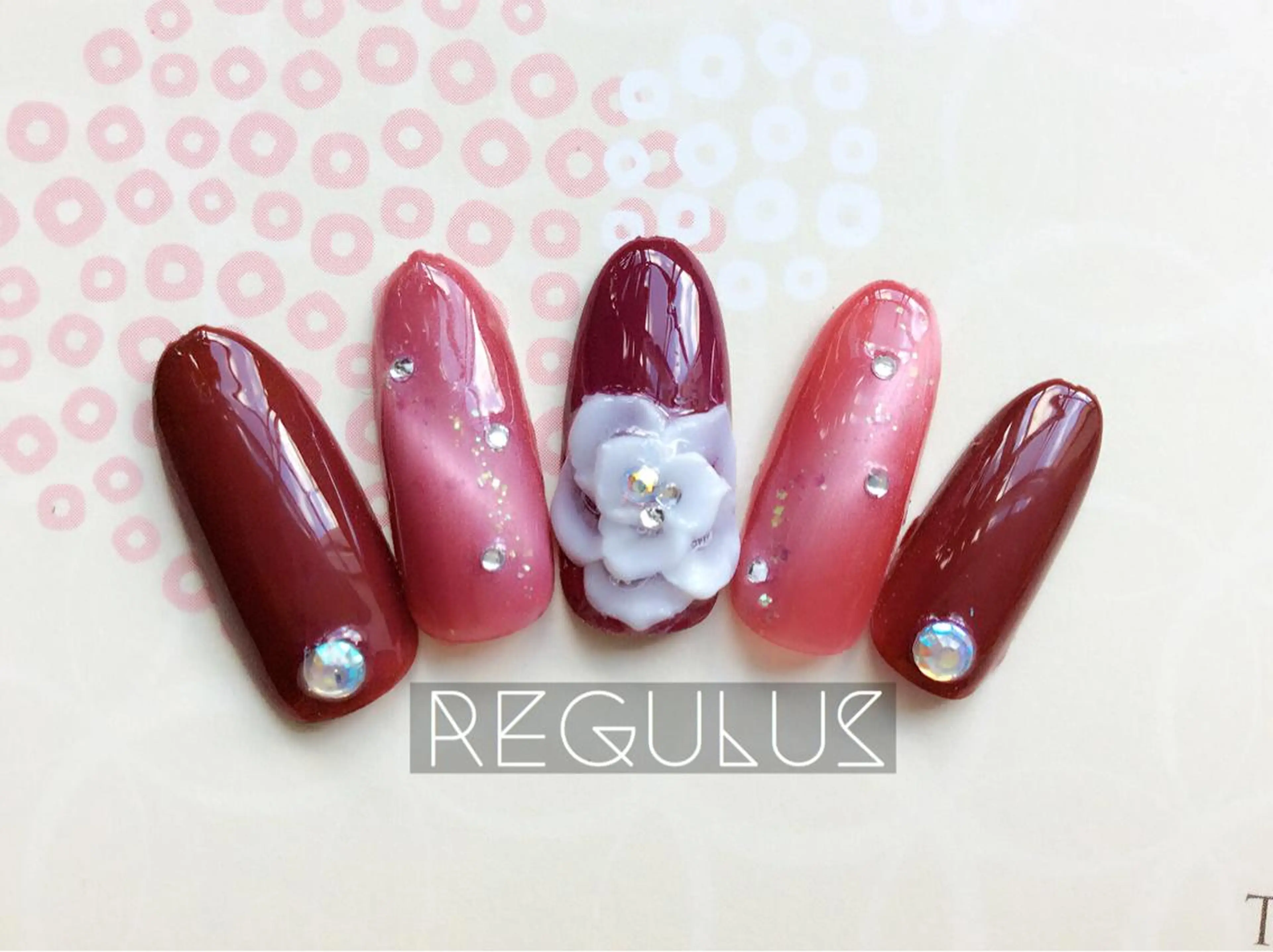 ネイル 成人式 ネイルチップ Regulus 西川のネイルデザイン