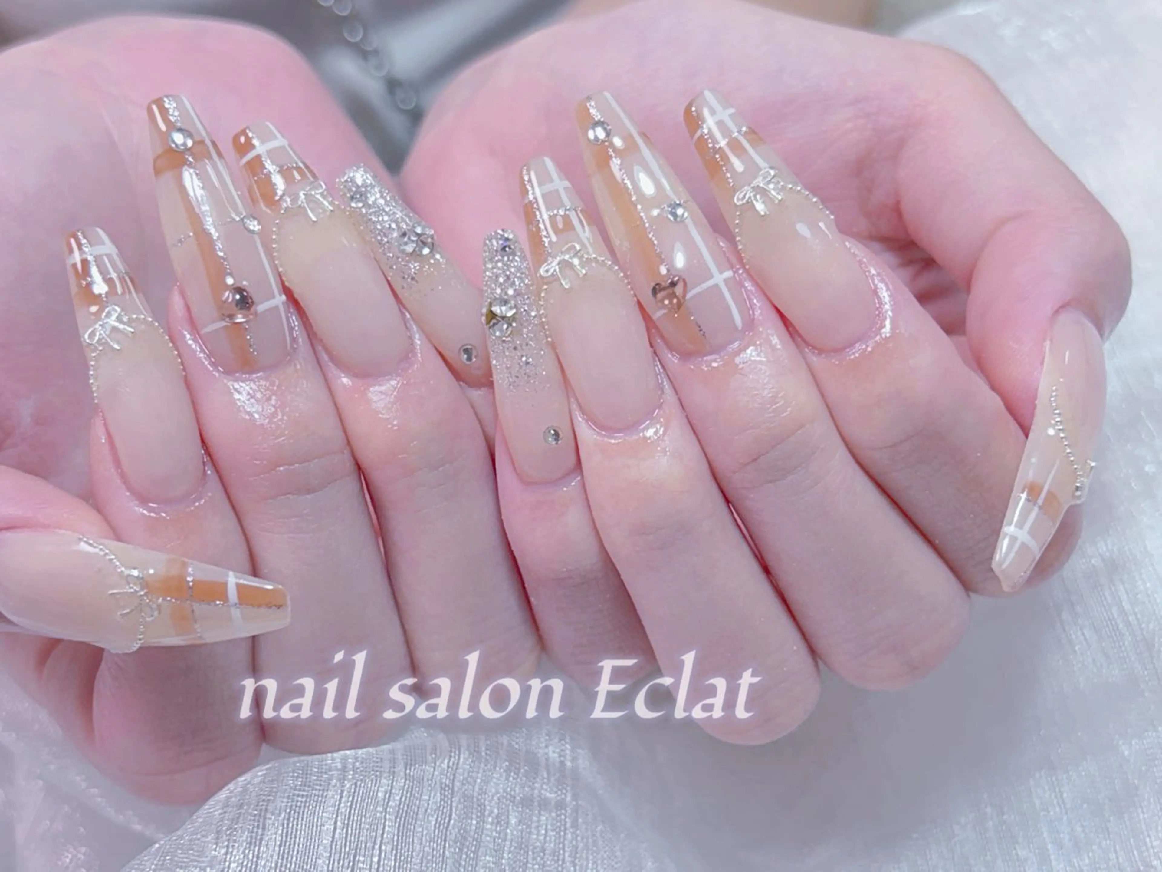 ネイル ネイルサロンエクラ 🫧Shizukaのネイルデザイン