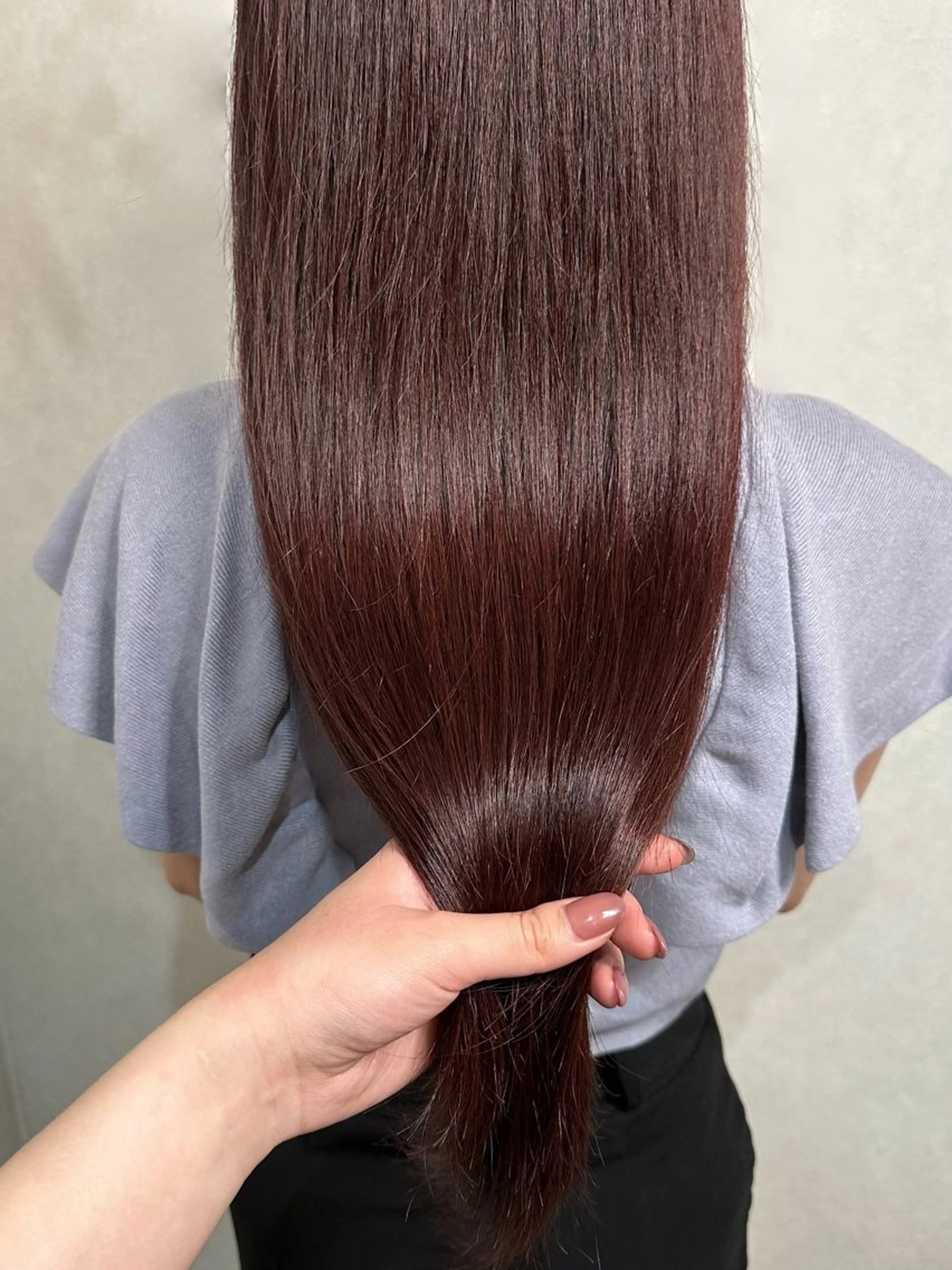 ロング カラー ピンクカラー hair make applause.所属・小賀 栞奈のヘアスタイル