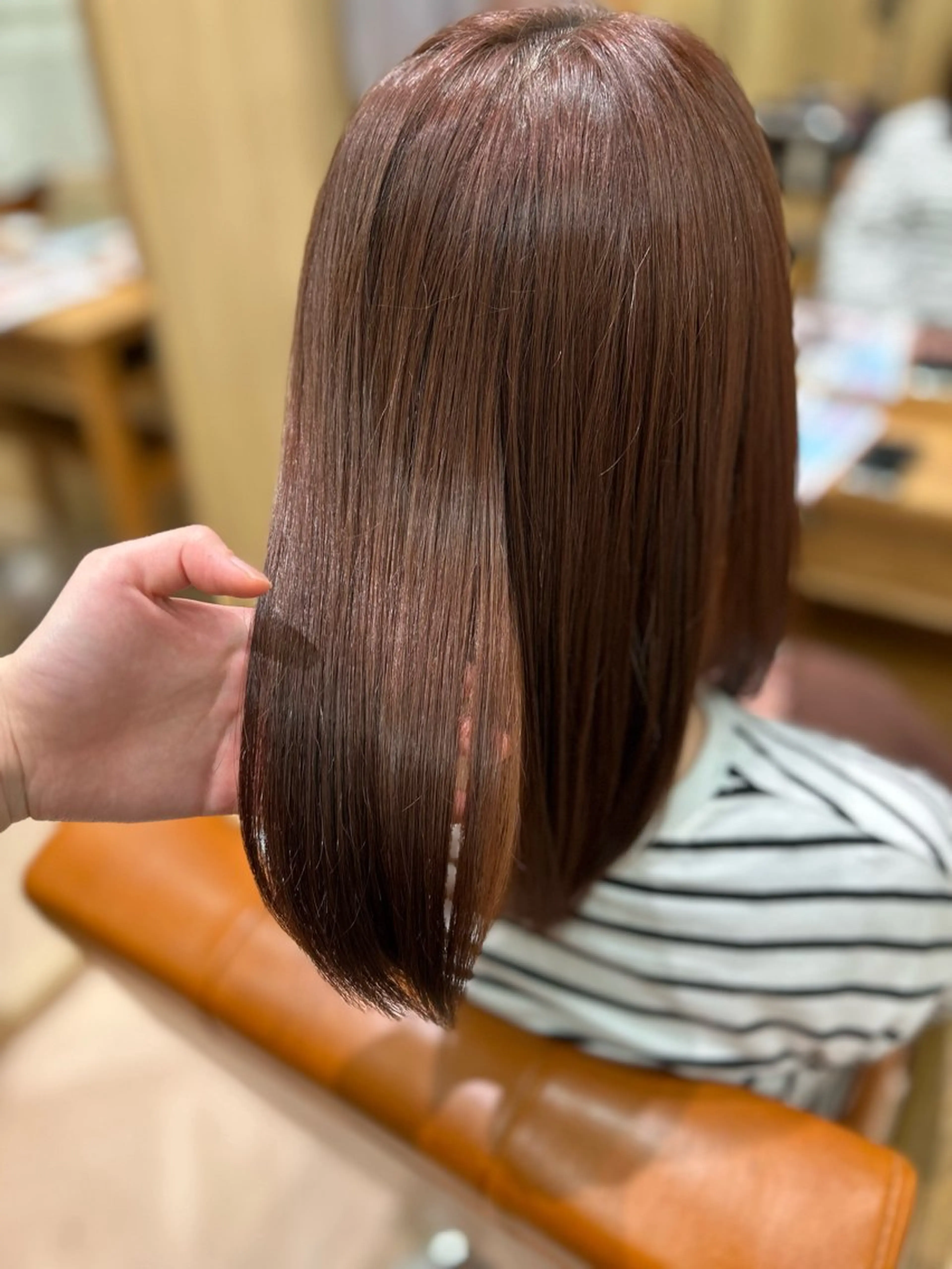 ロング カラー ヘアアレンジ とまべちひな/ショー ト/透明感カラーのヘアスタイル