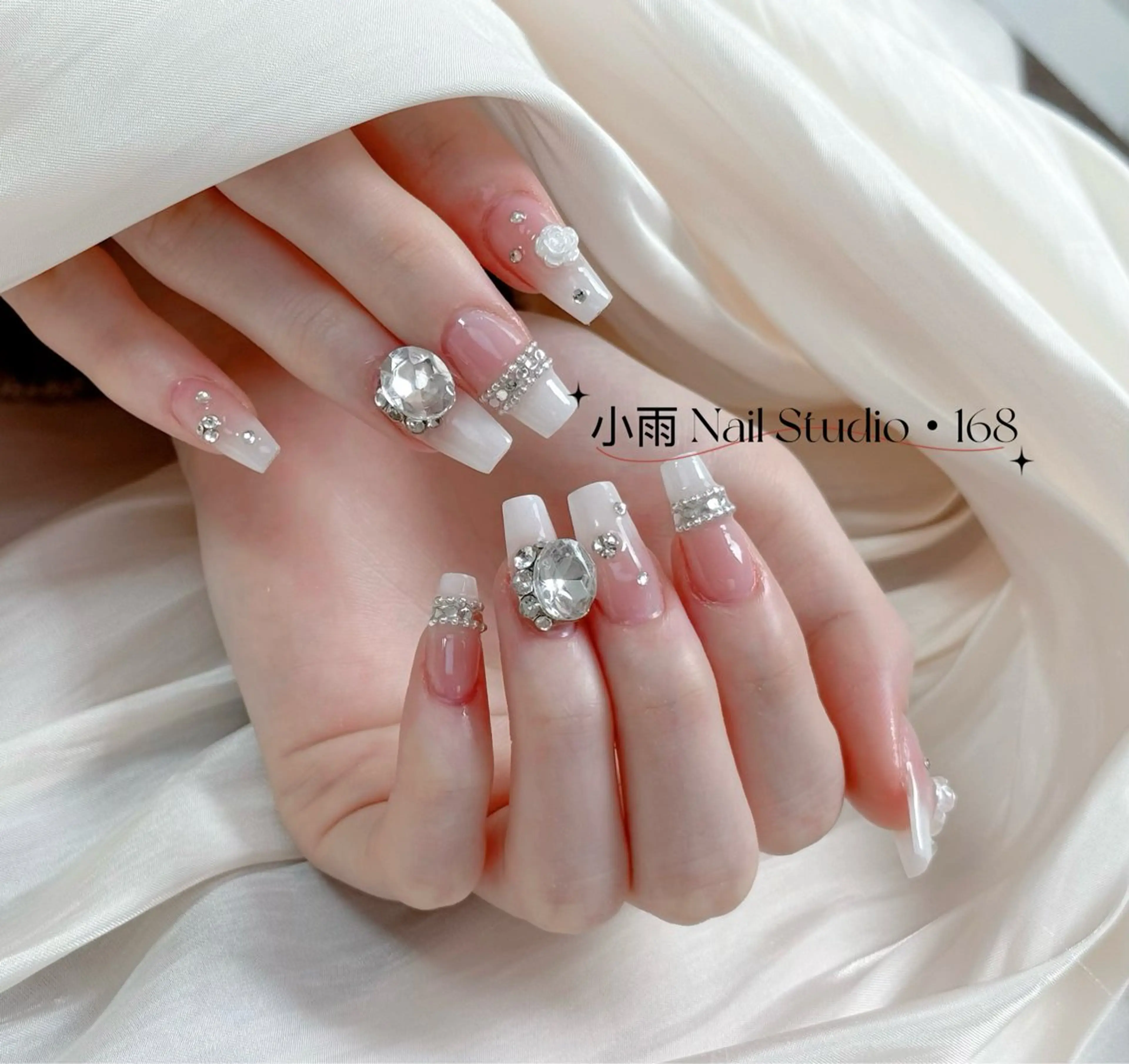 ネイル 小雨 Nail Studio・168のネイルデザイン