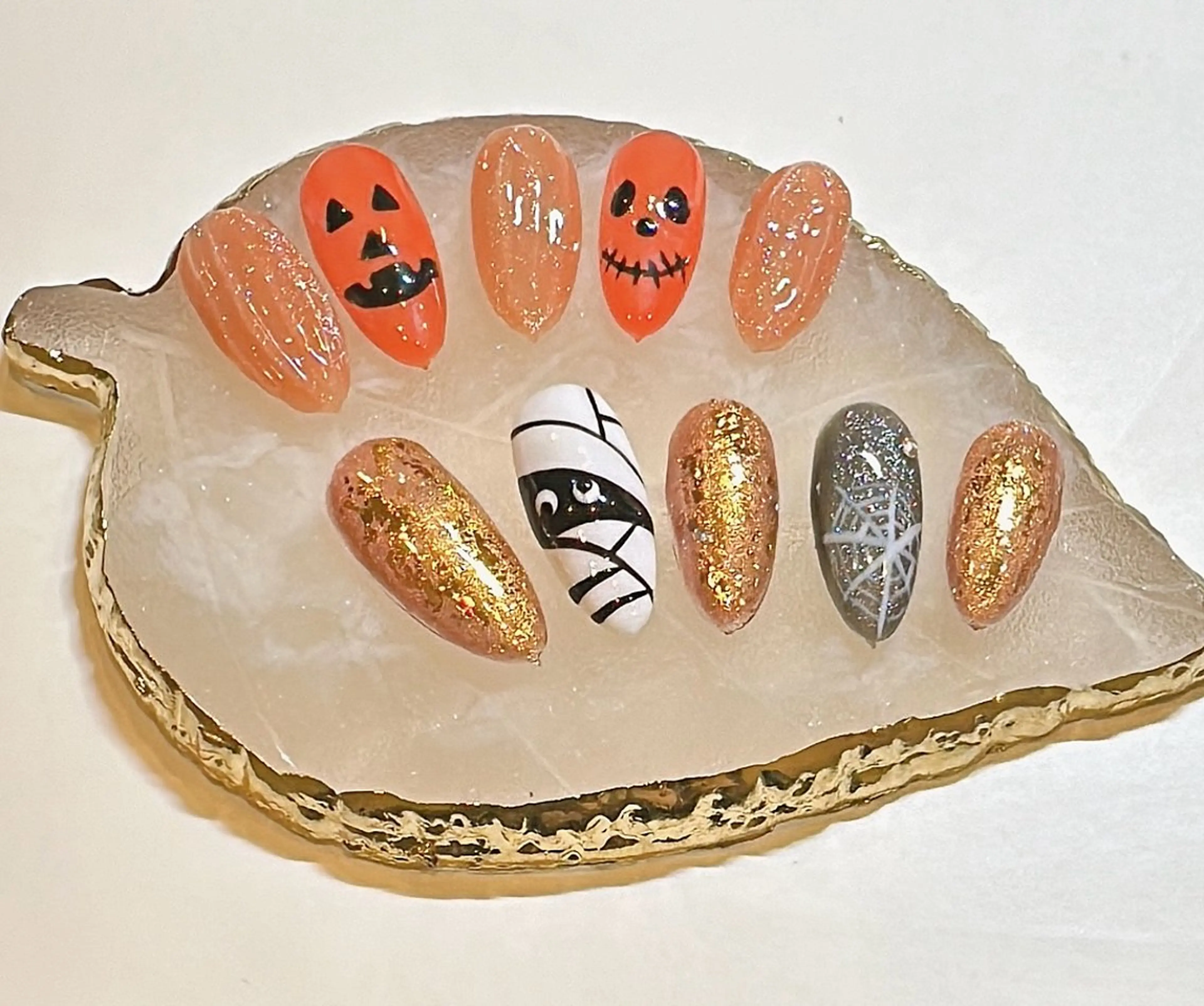 ネイル ハロウィン キュート ネイルのネイルデザイン