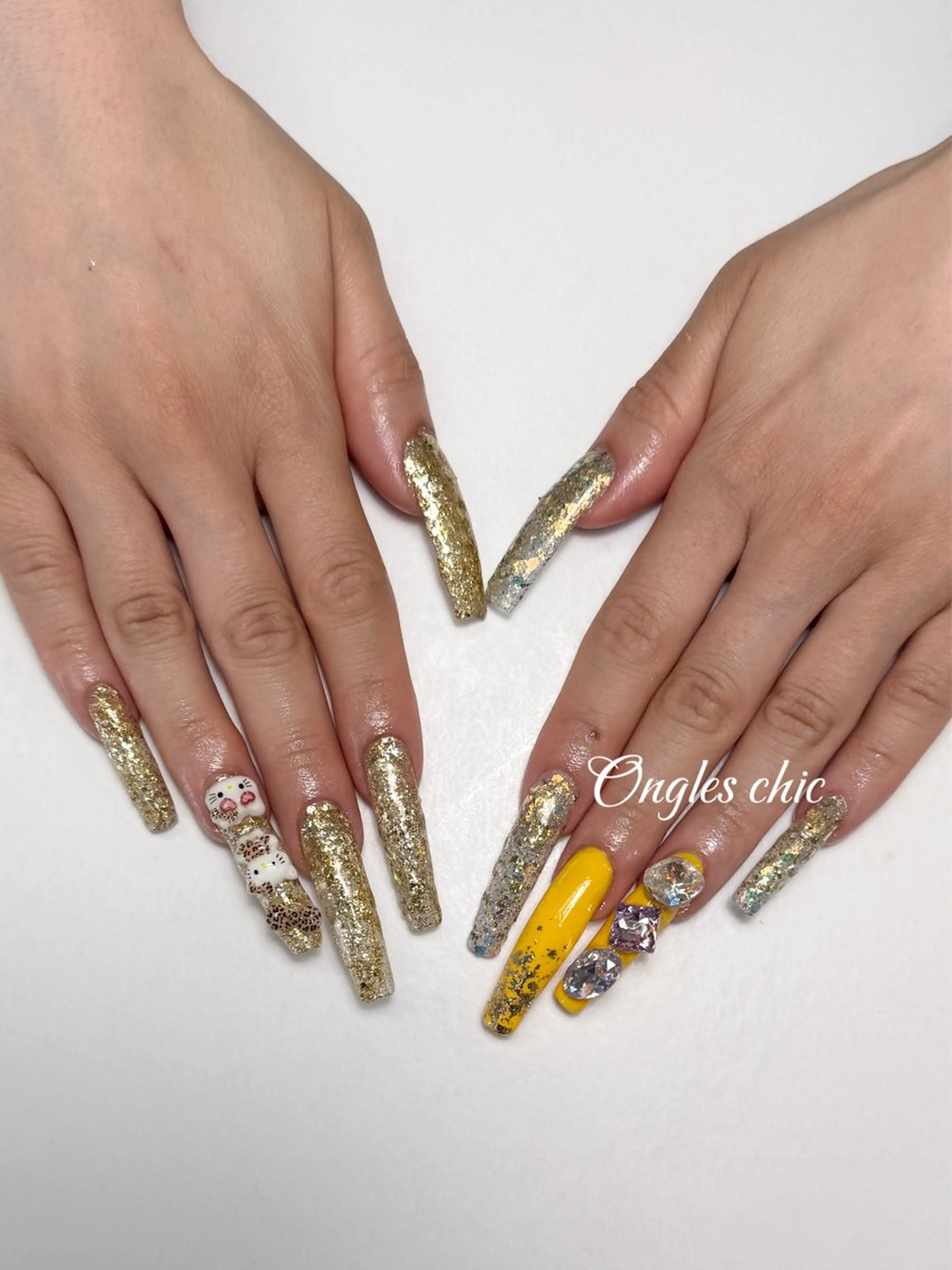 ネイル ハンドネイル ハンドケア ongles chicのネイルデザイン