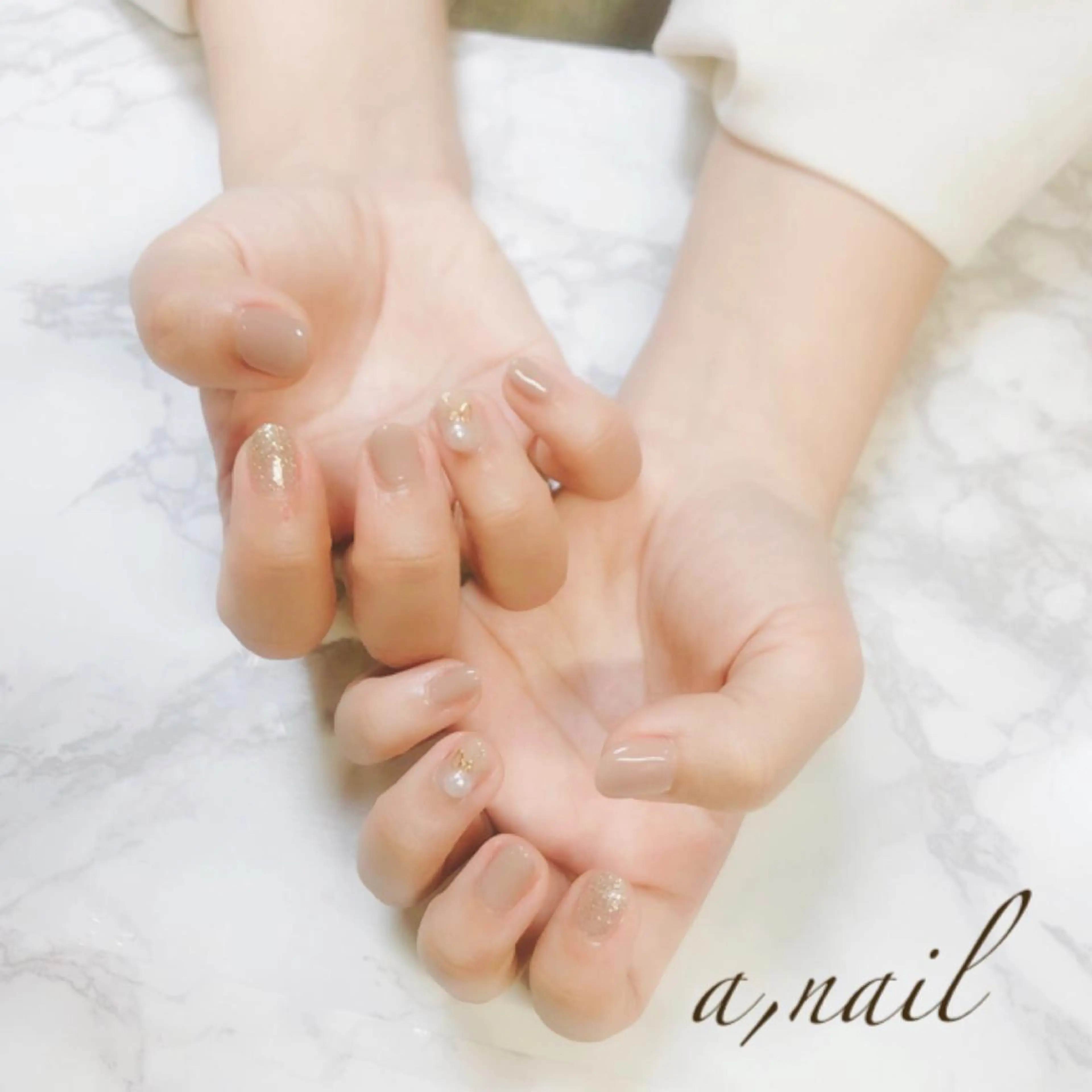 ネイル フットネイル ジェルネイル グラデーション オフィスネイル ワンカラーネイル ハンドネイル ネイルサロン エーネイルのネイルデザイン