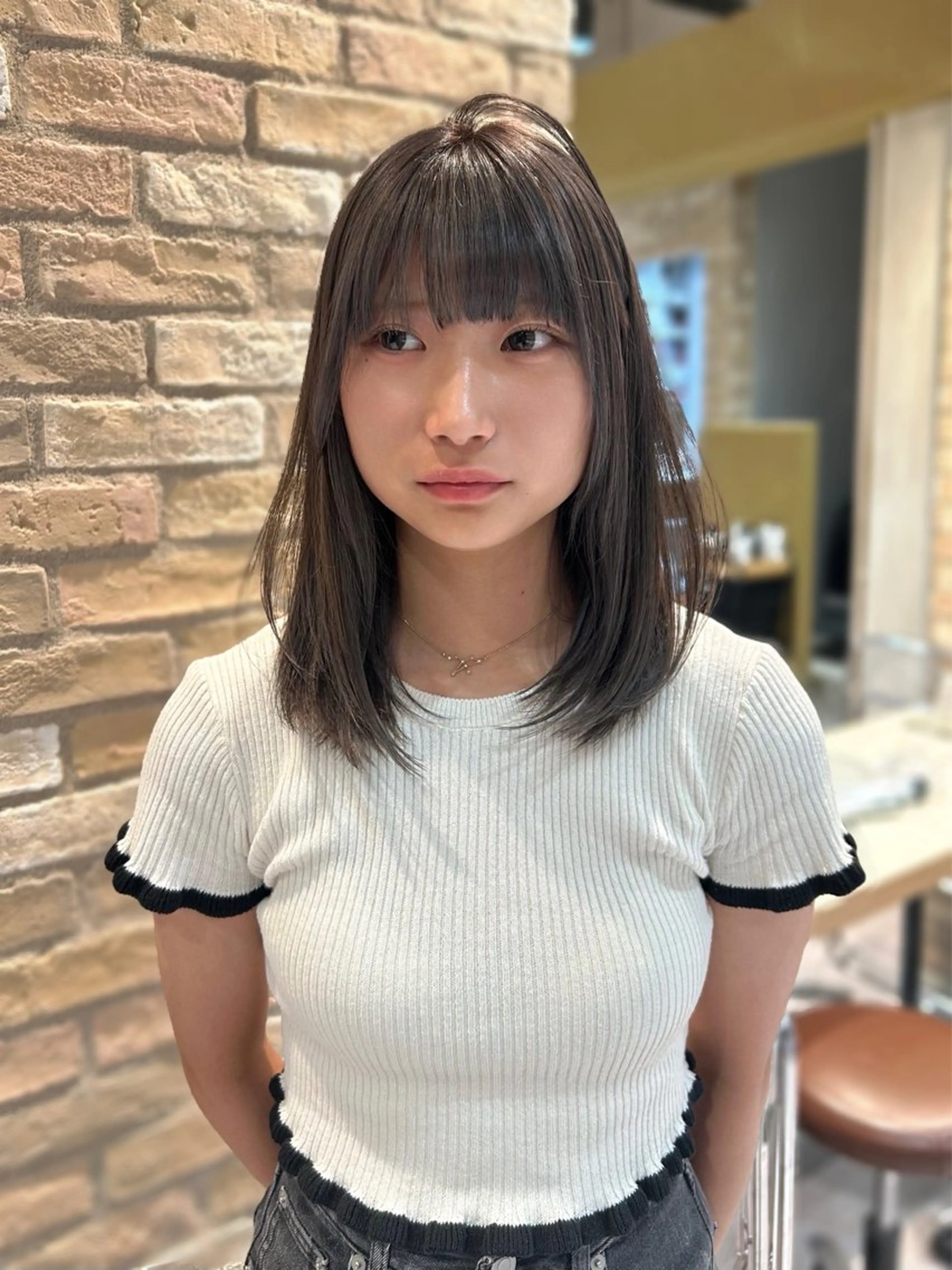 セミロング カラー 透明感カラー グレージュ オリーブグレージュ オリーブグレー ヘアカラー レイヤースタイル COCORO 🎀のヘアスタイル