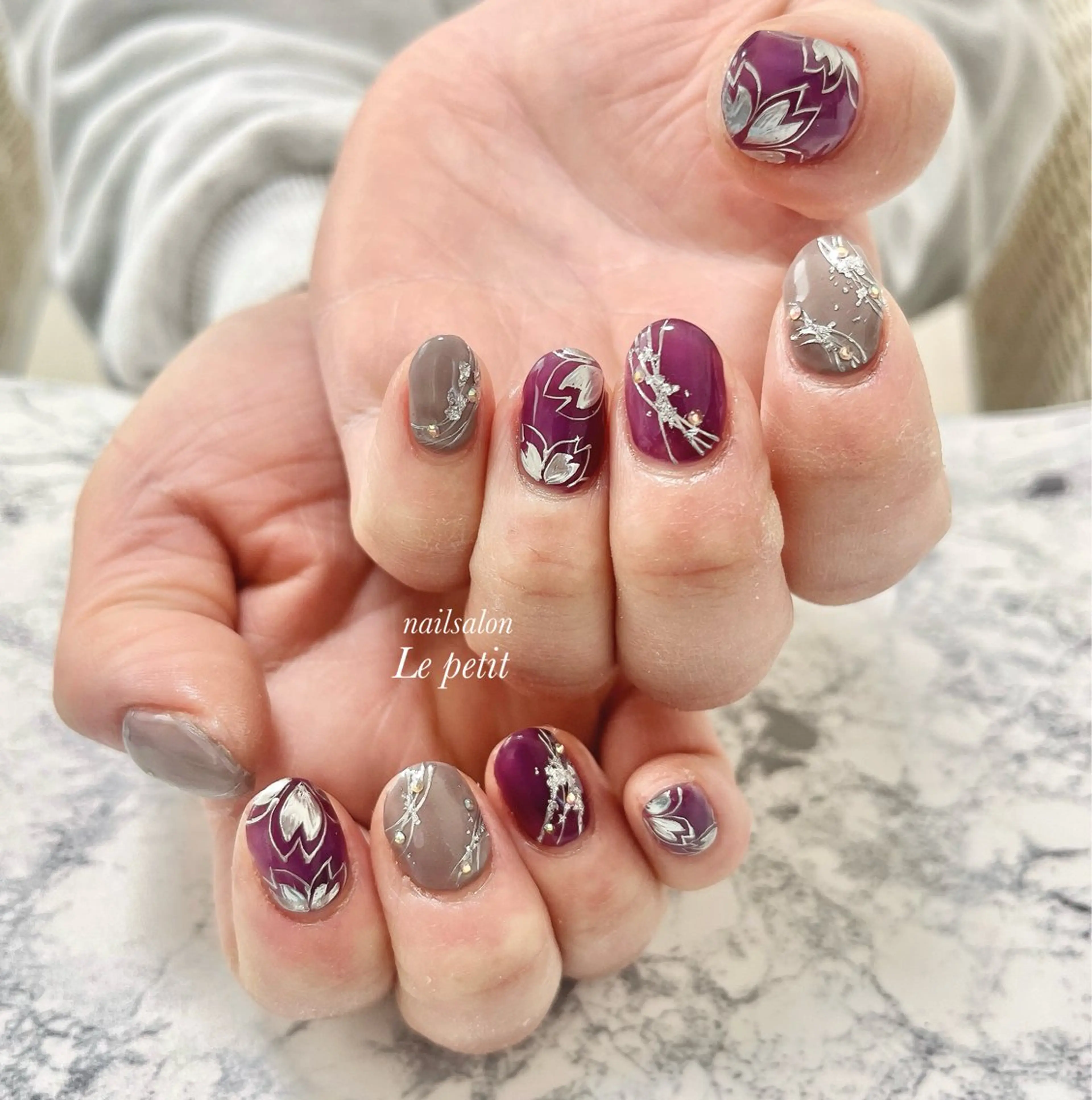 ネイル 石野 広佳のネイルデザイン