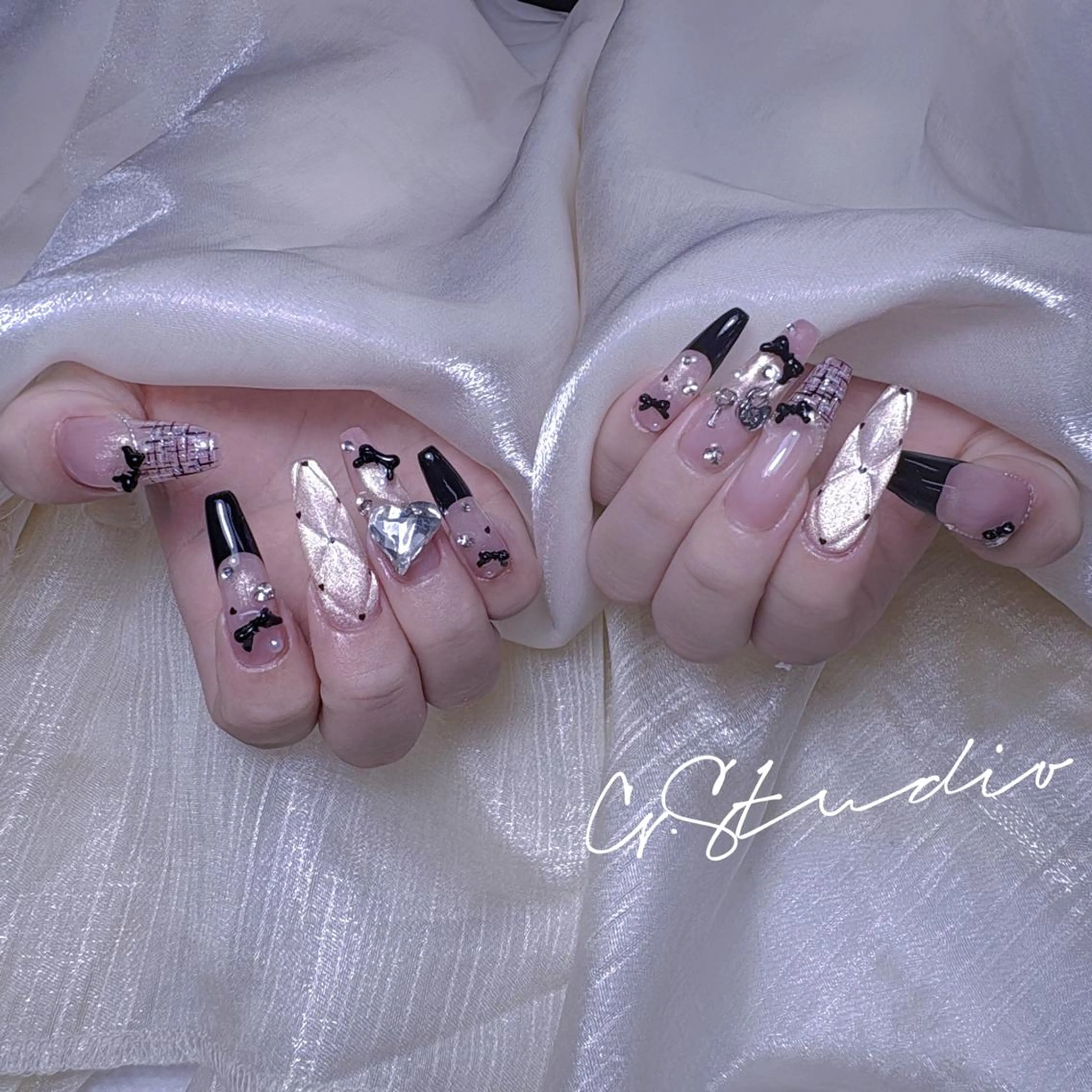 ネイル ハンドネイル ハンドケア レ イのネイルデザイン