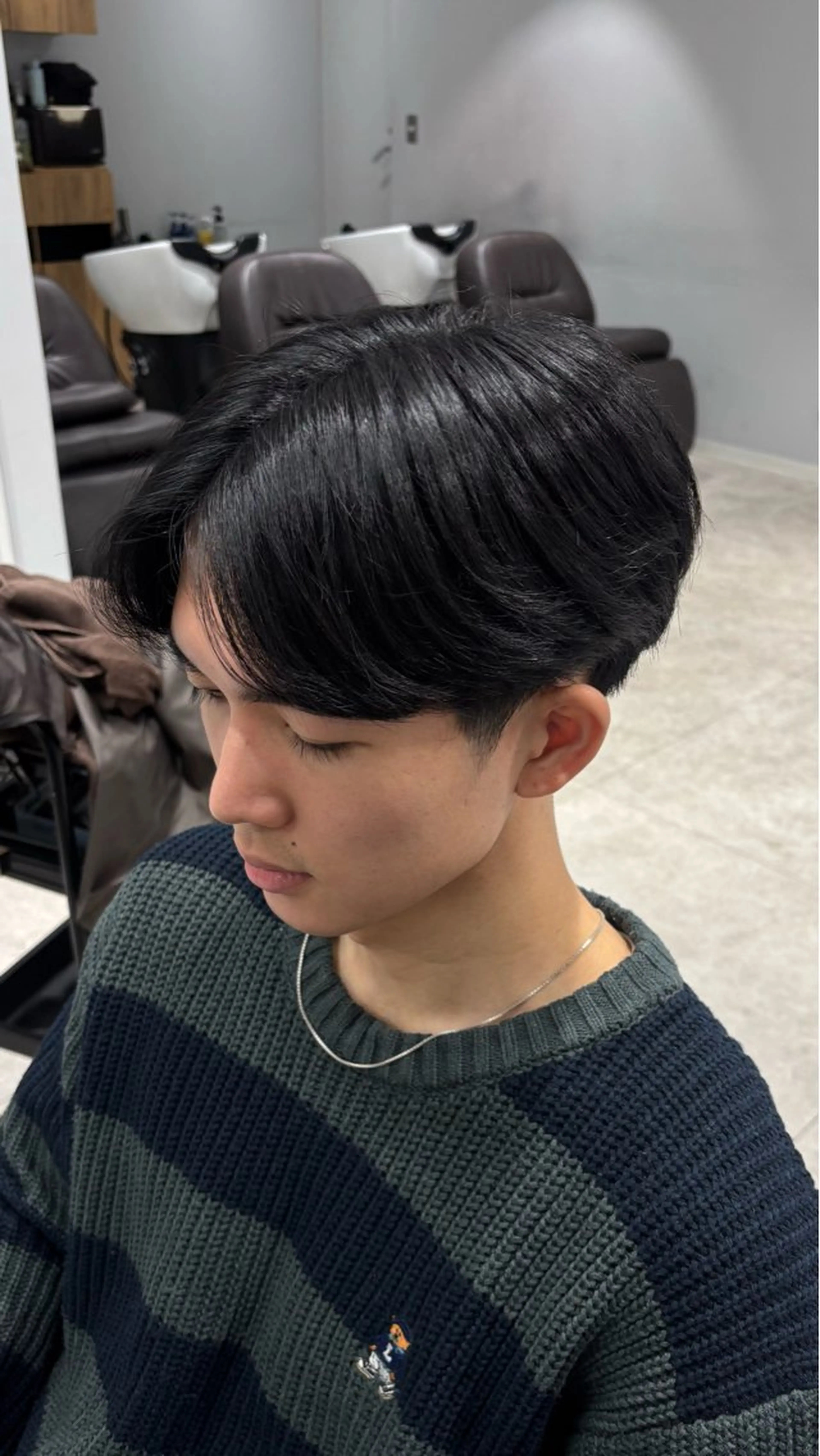 メンズ りお/艶カラ ー/レイヤーカットのヘアスタイル