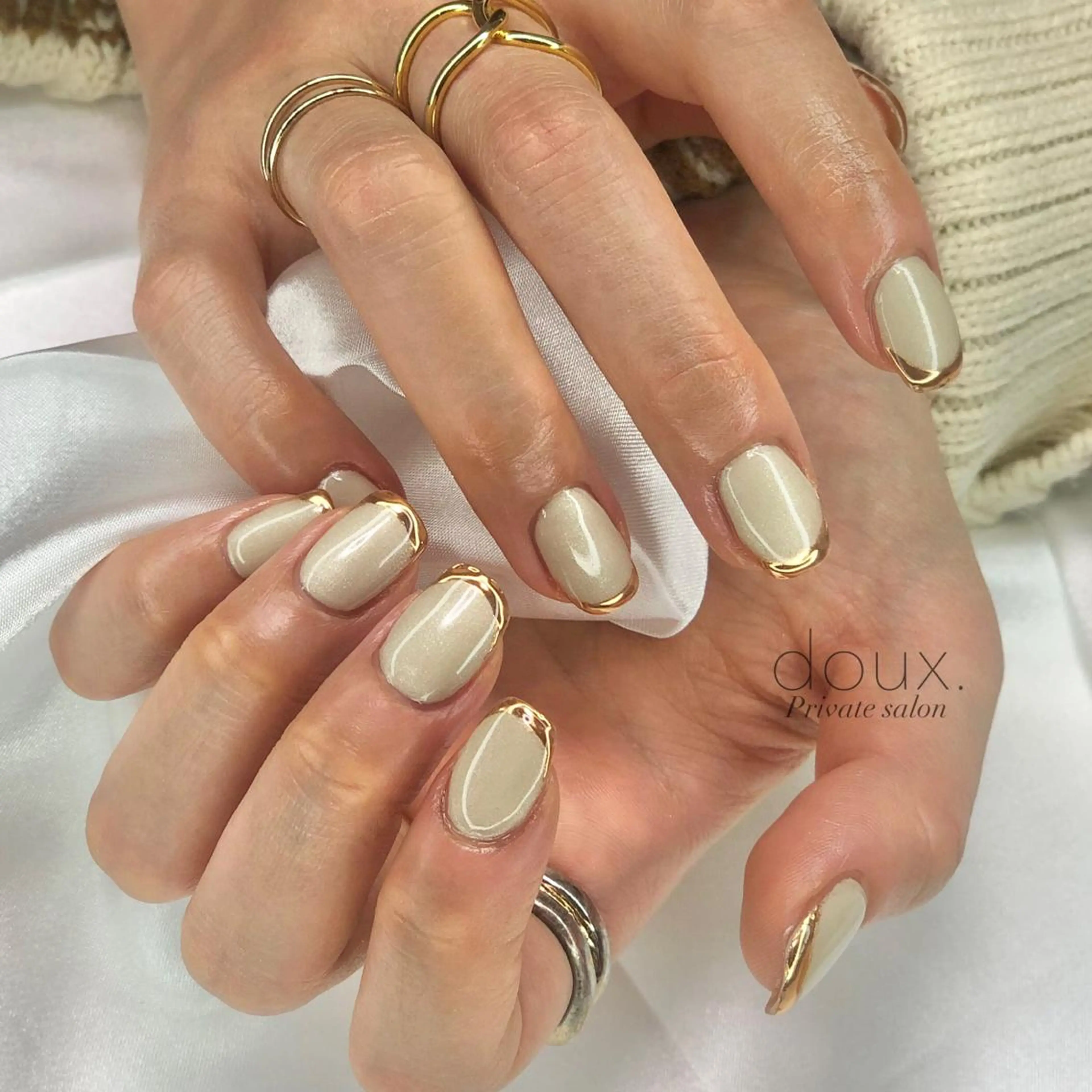 ネイル マグネットネイル ミラーネイル doux. nailのネイルデザイン