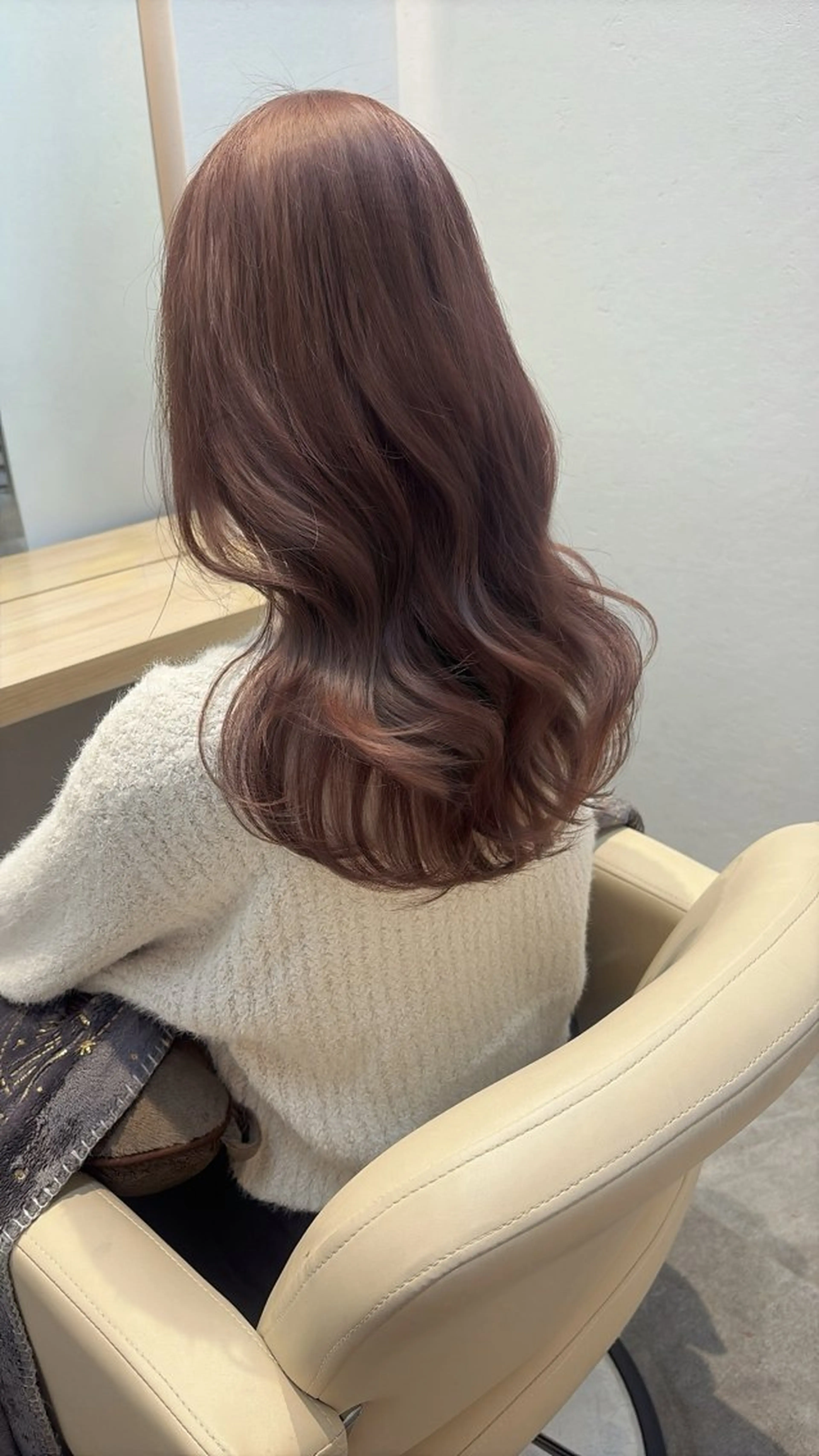 カラー ベージュカラー ピンクカラー ピンクベージュ 髪質改善 ヘアカラー トリートメント 韓国ヘア/レイヤー カット/KANAのヘアスタイル