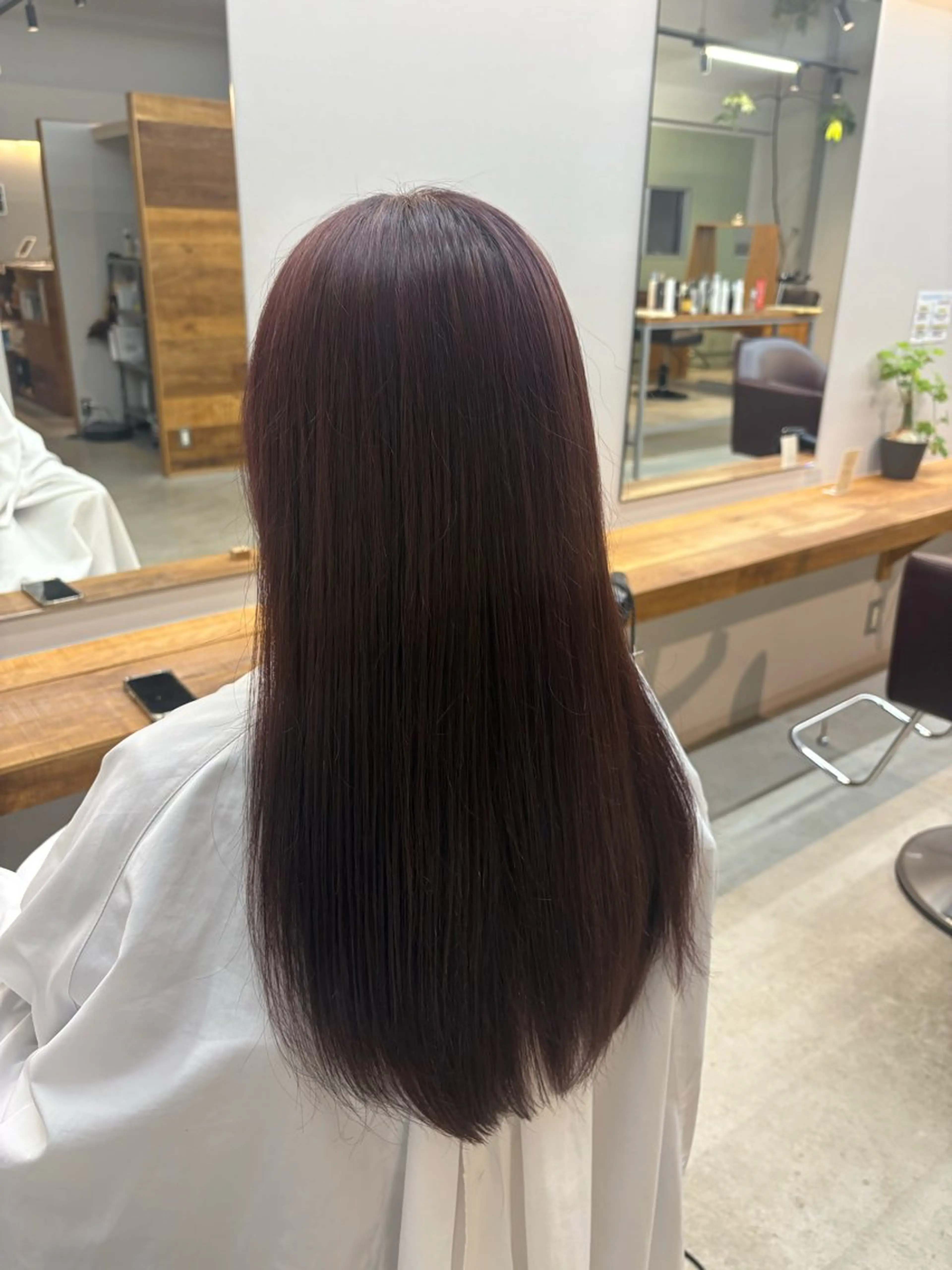 カラー ブリーチ 上野 桜果のヘアスタイル