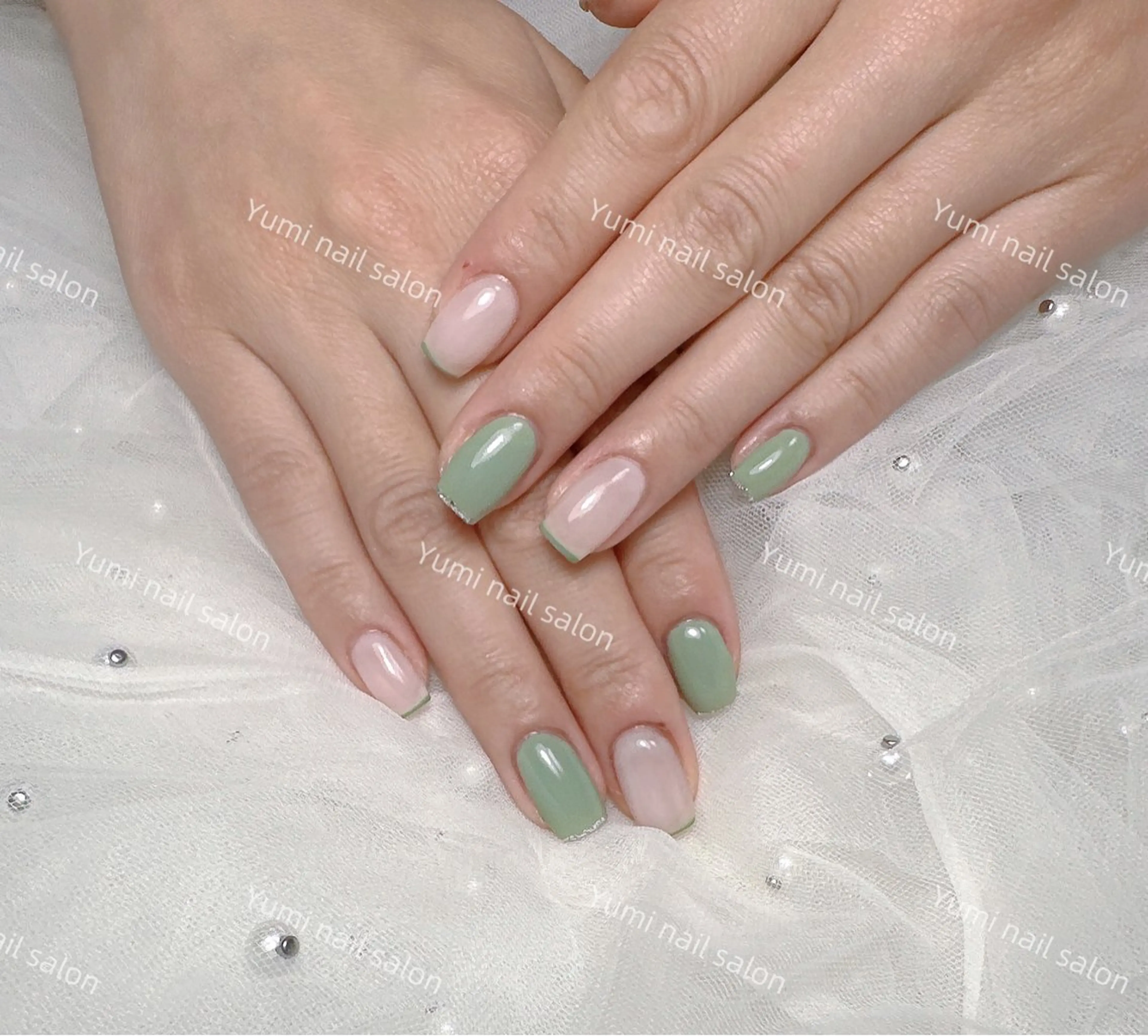 ネイル shineジェル& チップ長さだしのネイルデザイン