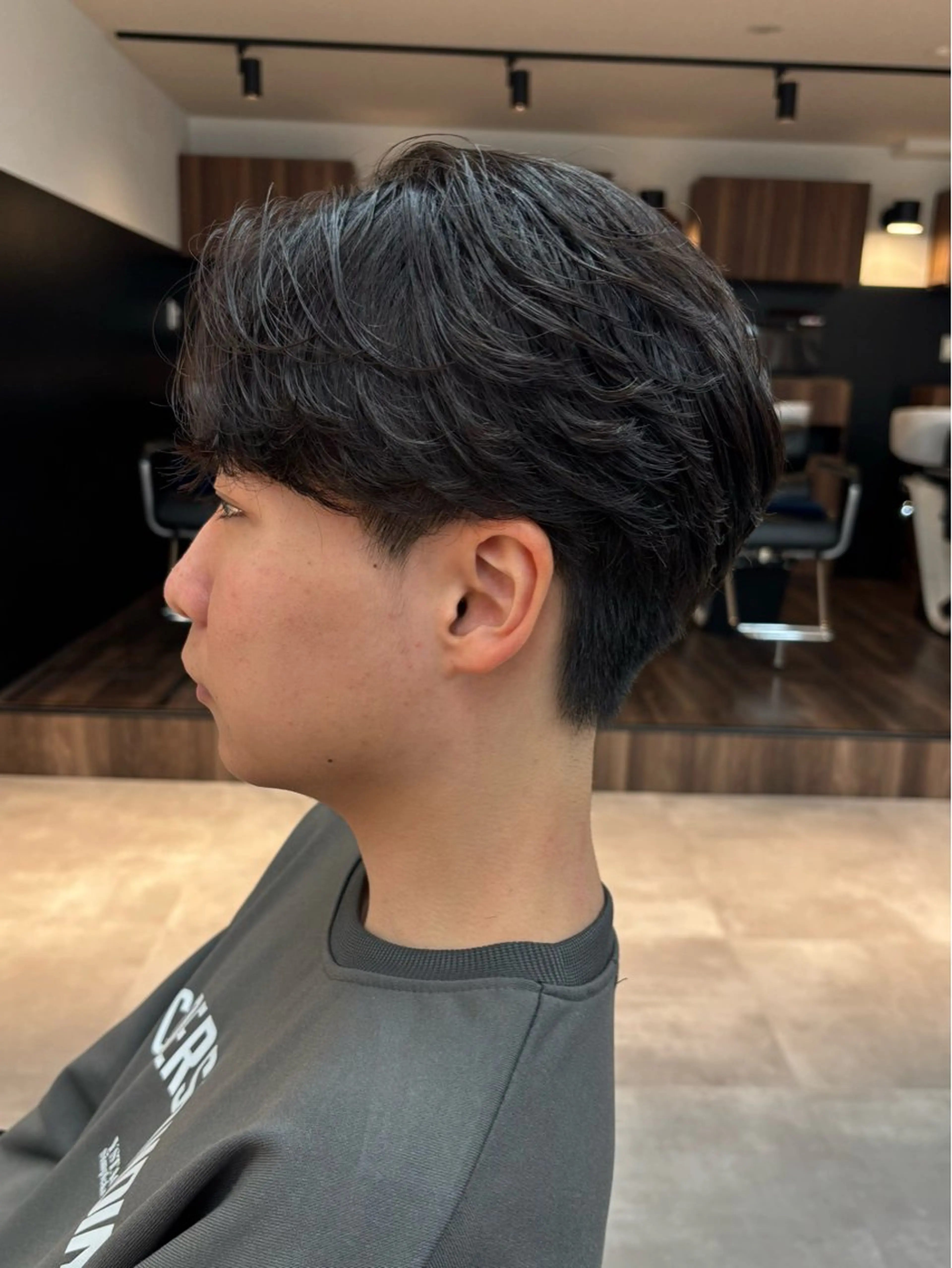 パーマ メンズ フェザーパーマ メンズパーマ ニュアンスパーマ カット パーマ フェザーパーマ/韓国 /メンズカット/保立のヘアスタイル