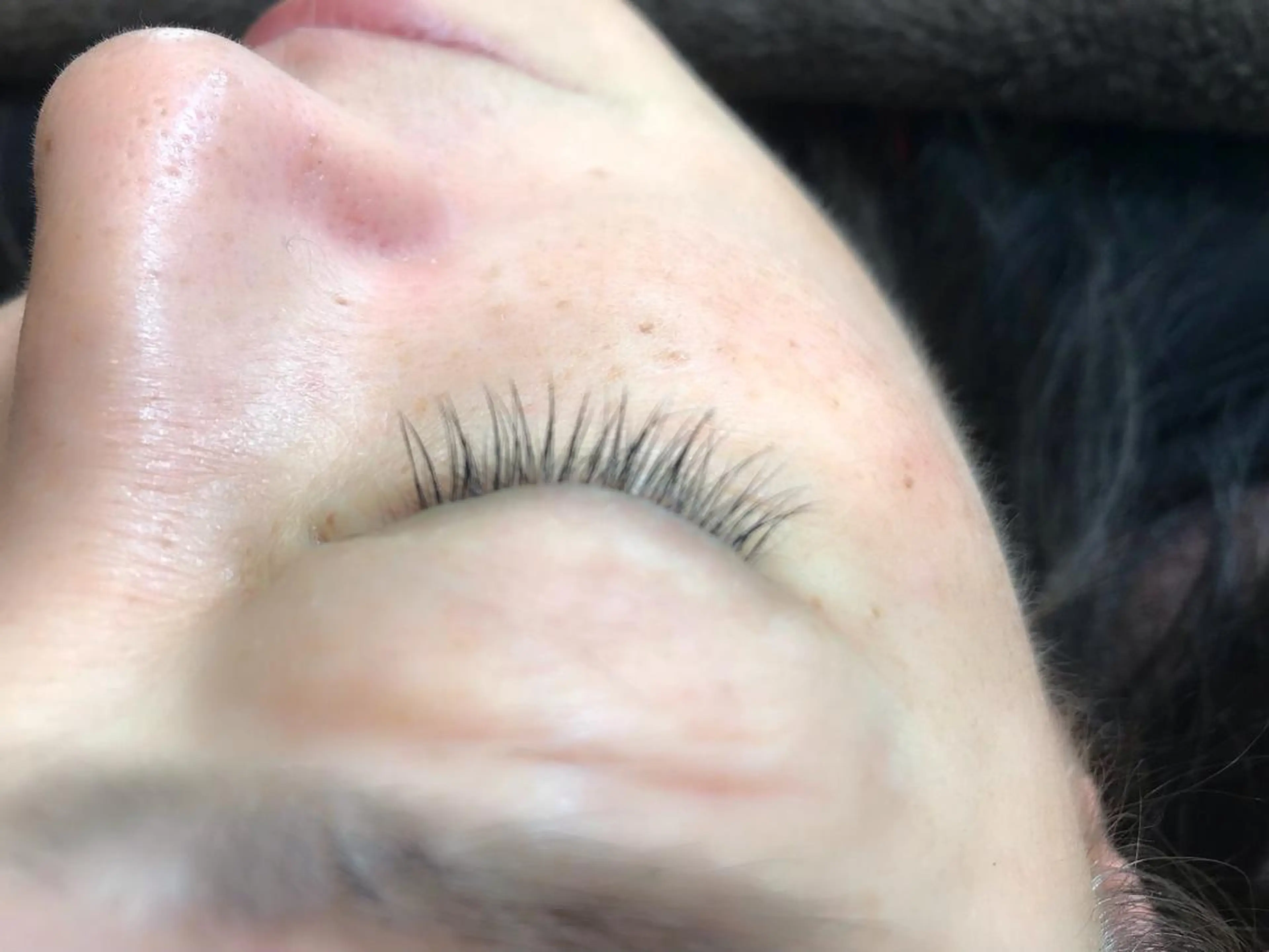 マツエク・マツパ 保子 祐里香のヘアスタイル