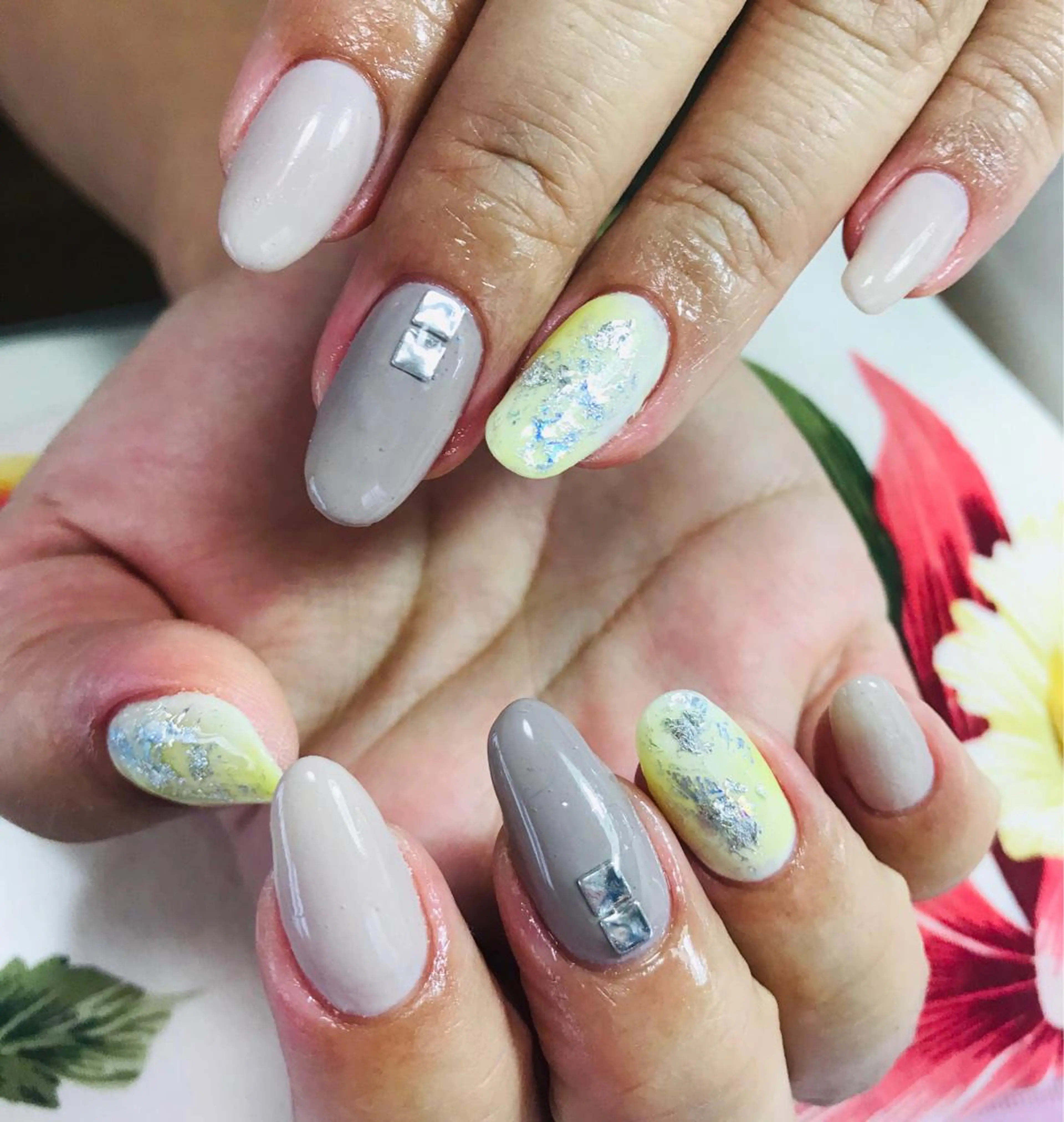 ネイル ハンドネイル NAIL Nutsのネイルデザイン