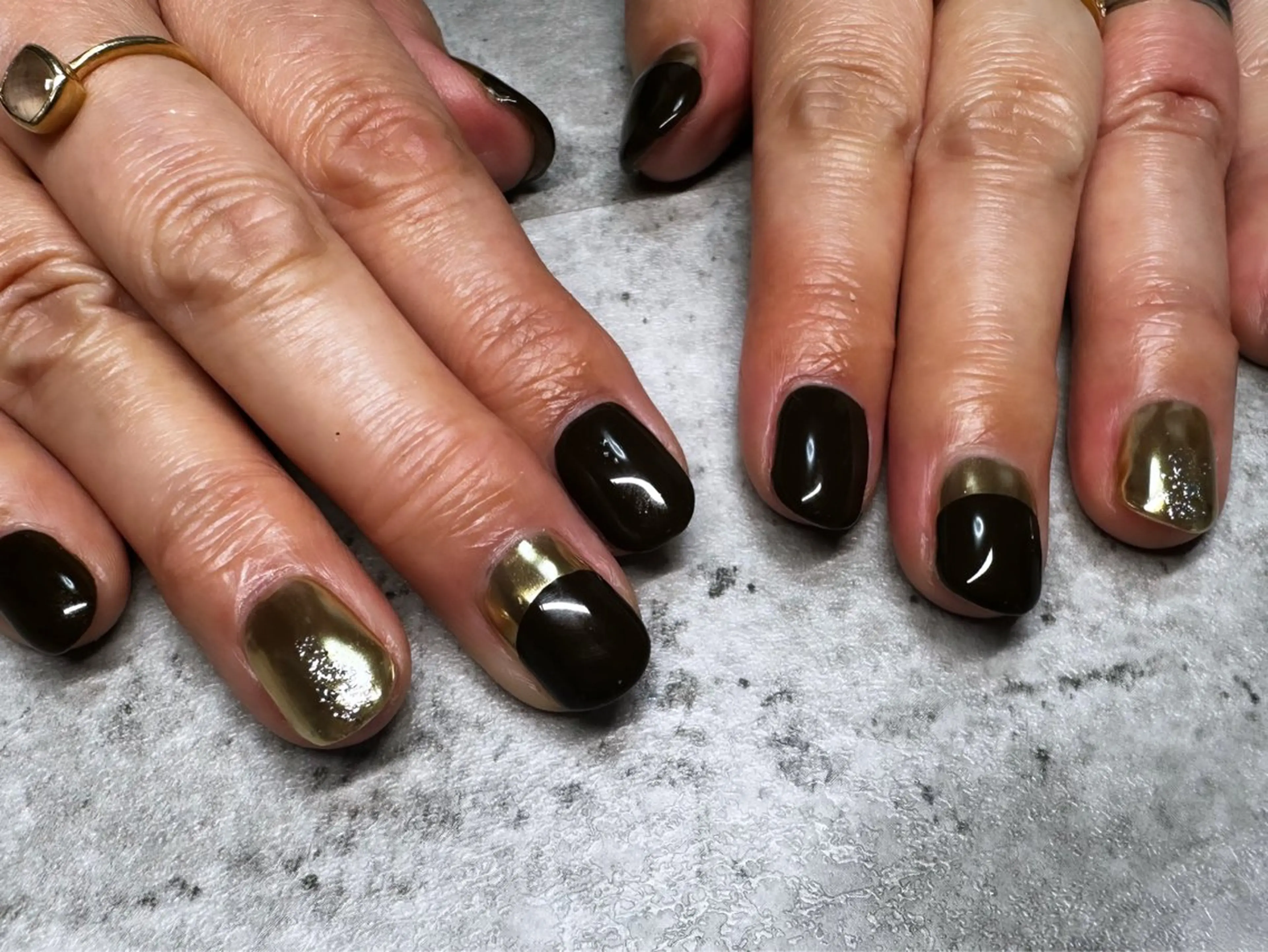 ネイル フレンチネイル ミラーネイル シンプルネイル 池田 梨穂奈のネイルデザイン