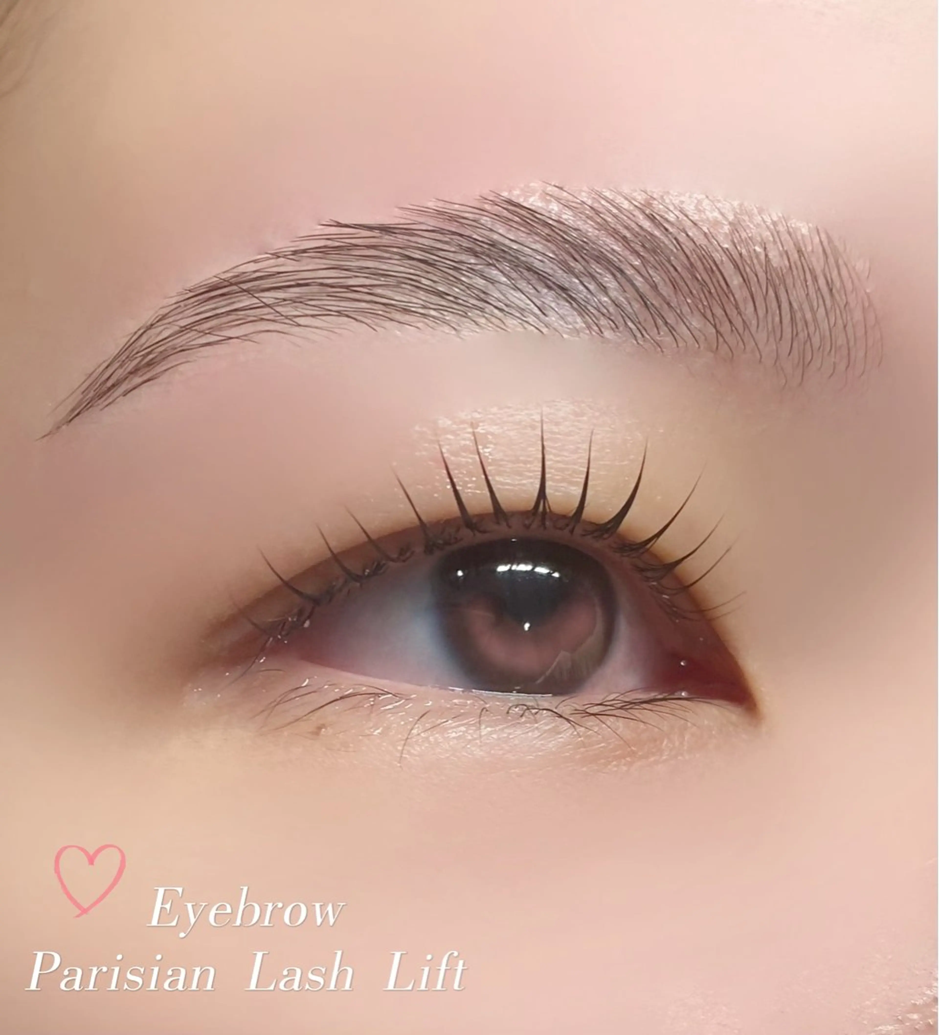 アイブロウ Rairia nail&eyelash所属・Rairia CHIKAのマツエク・マツパデザイン