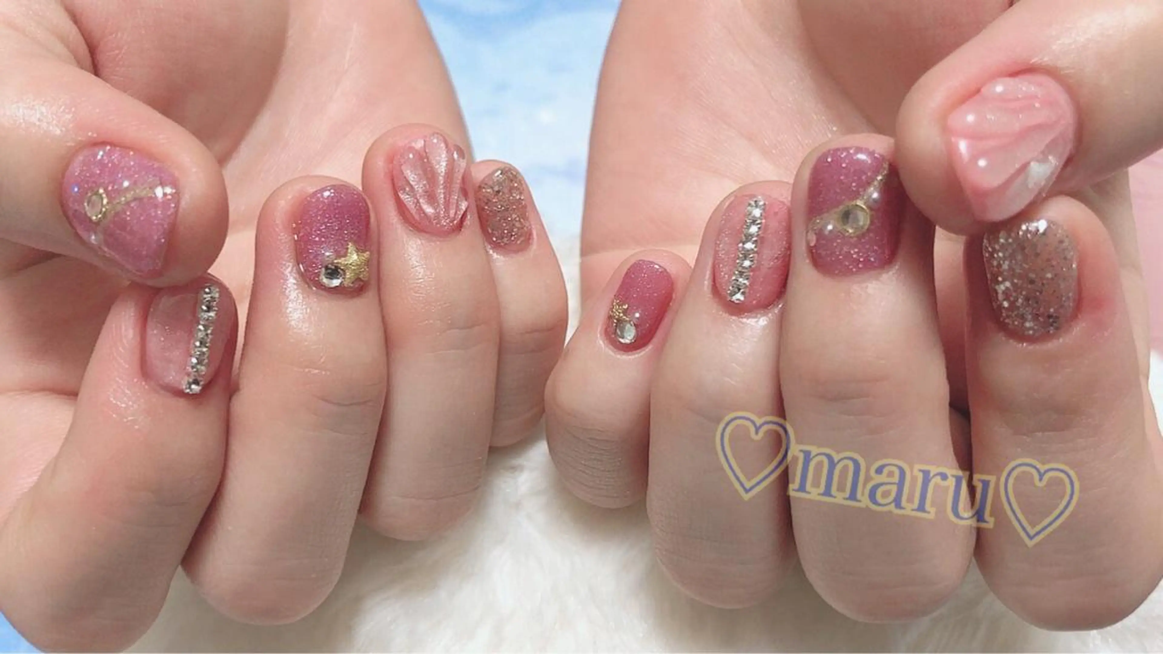 ネイル ハンドネイル フットネイル まるみ ♡のネイルデザイン