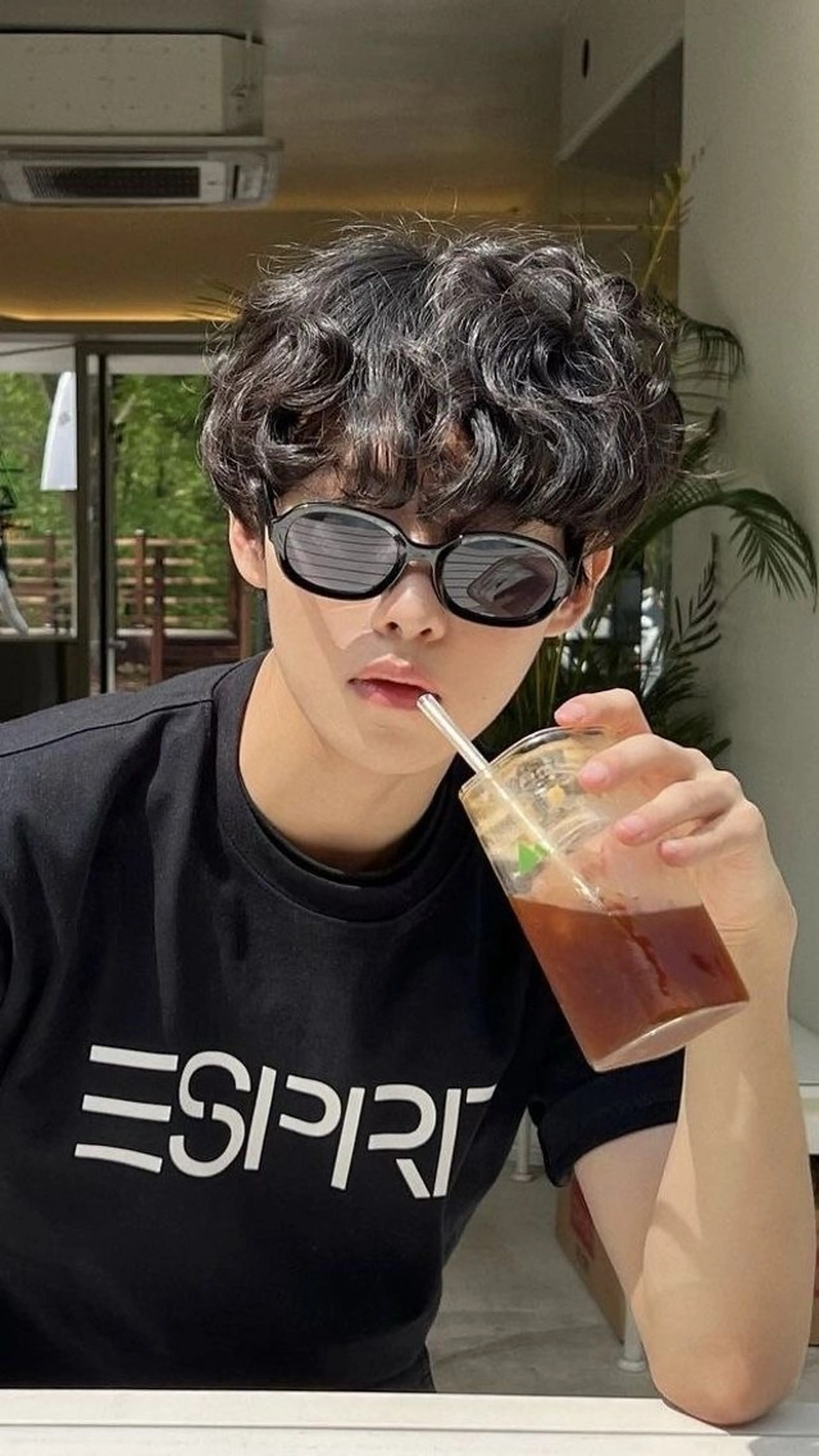 パーマ メンズ メンズ韓国風 メンズパーマ MINAMO 韓国レイヤーのヘアスタイル