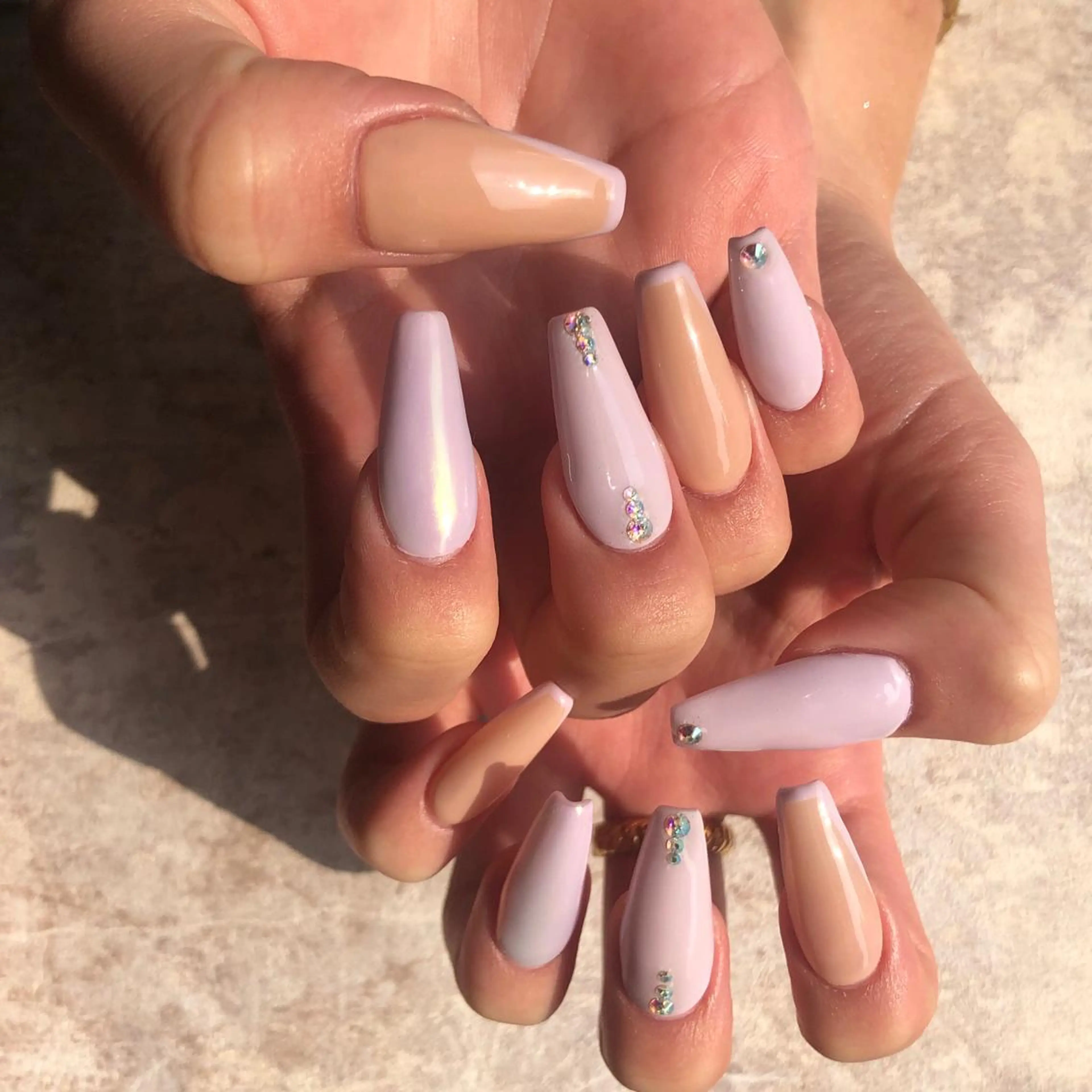 ネイル フレンチネイル シンプルネイル crestnail所属・小林 束紗のネイルデザイン