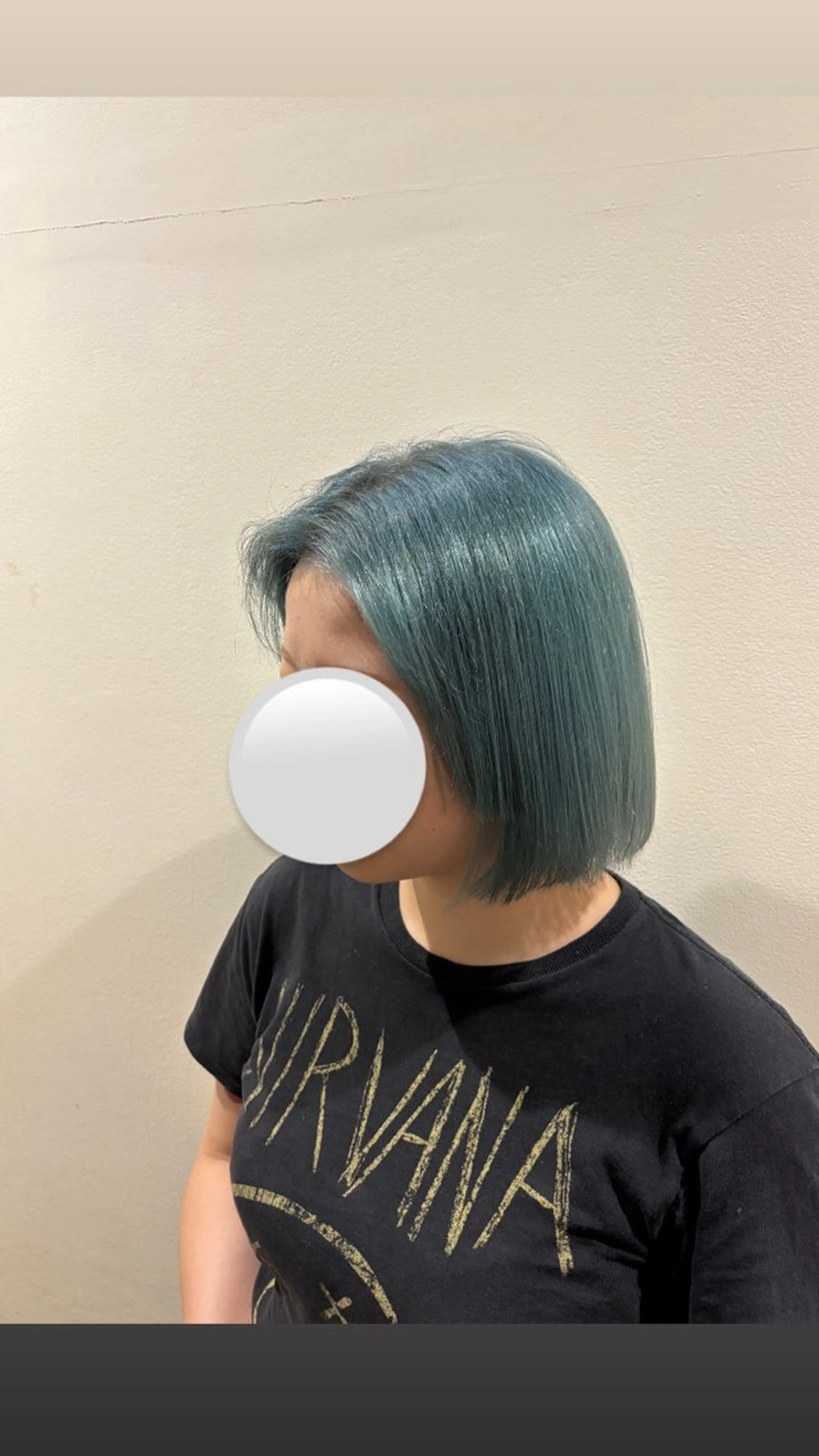 ショート カラー 椛山 美桜のヘアスタイル