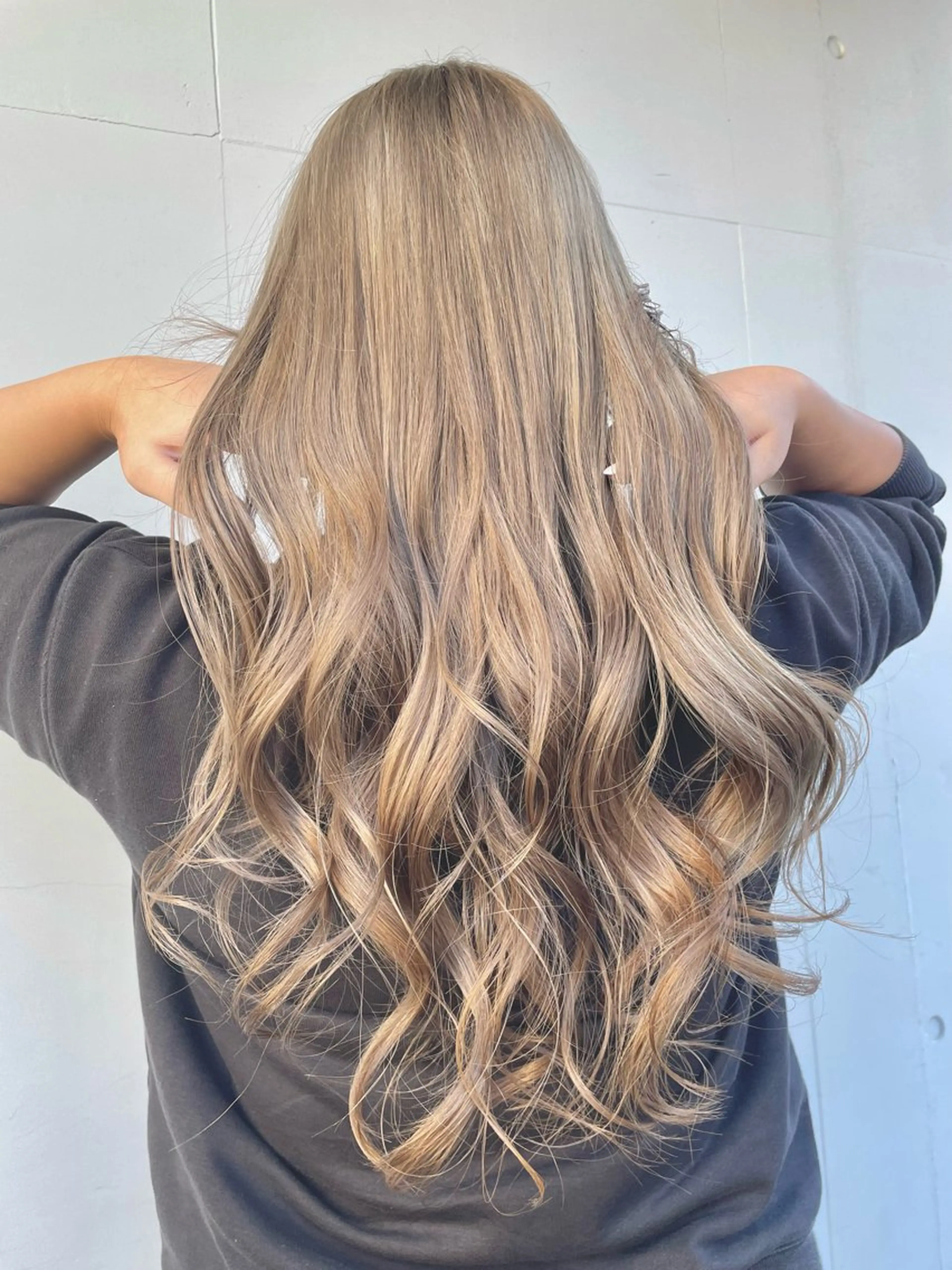 ダブルカラー+カット(ケアブリーチ変更可)トリートメント付き🌿の写真