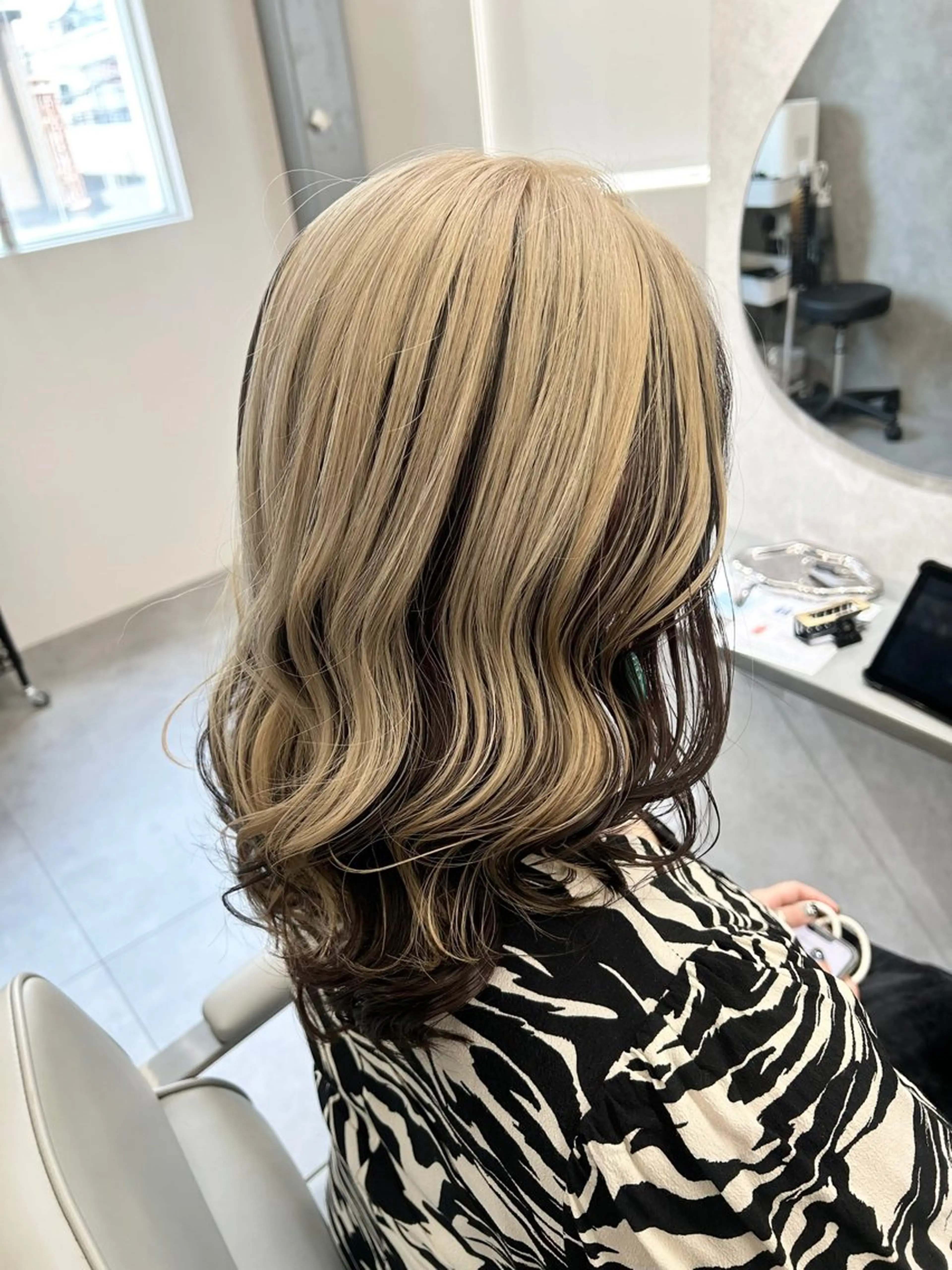 ロング ヘアカラー トリートメント nui【茨木】本多 莉果子のヘアスタイル