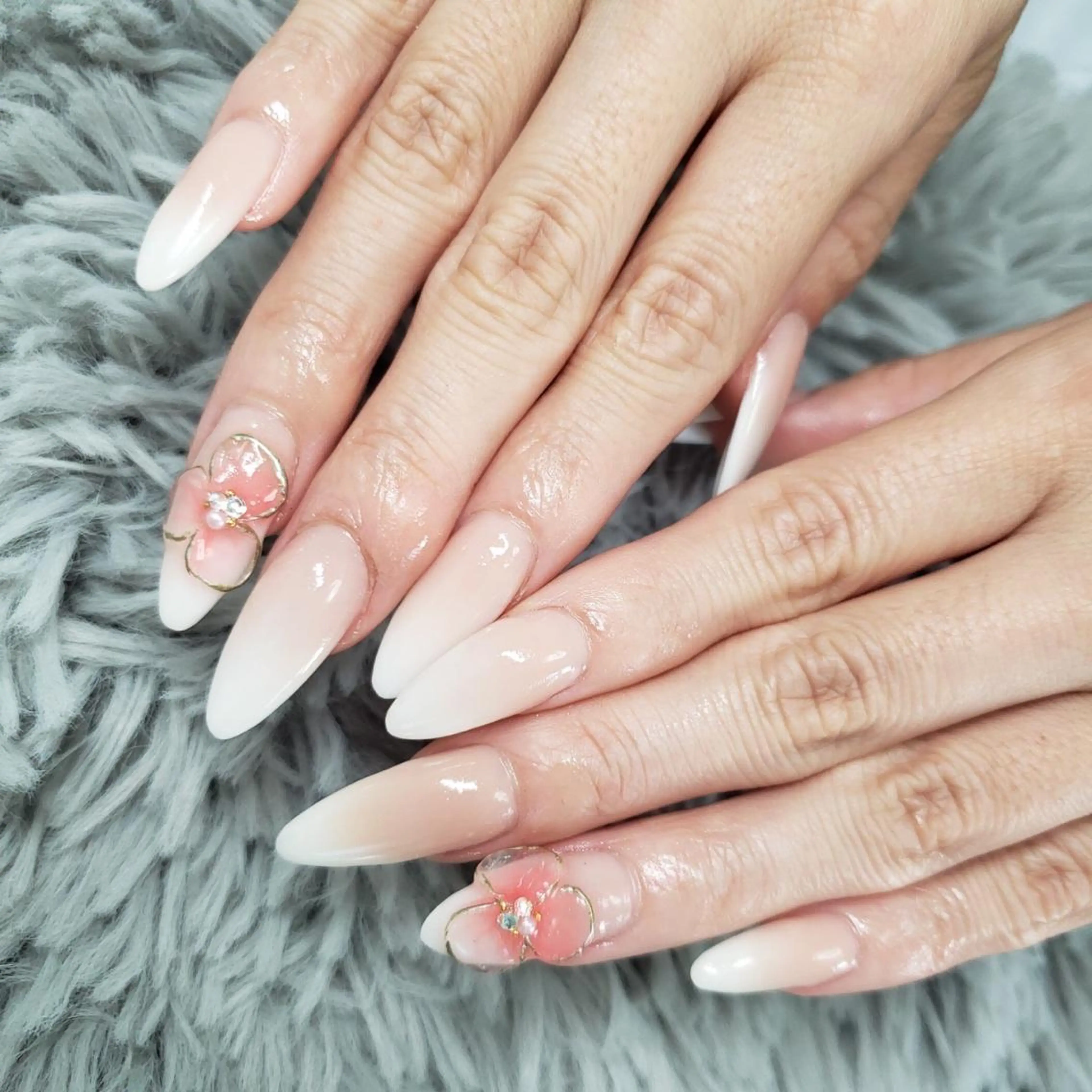 ネイル A nelaのネイルデザイン