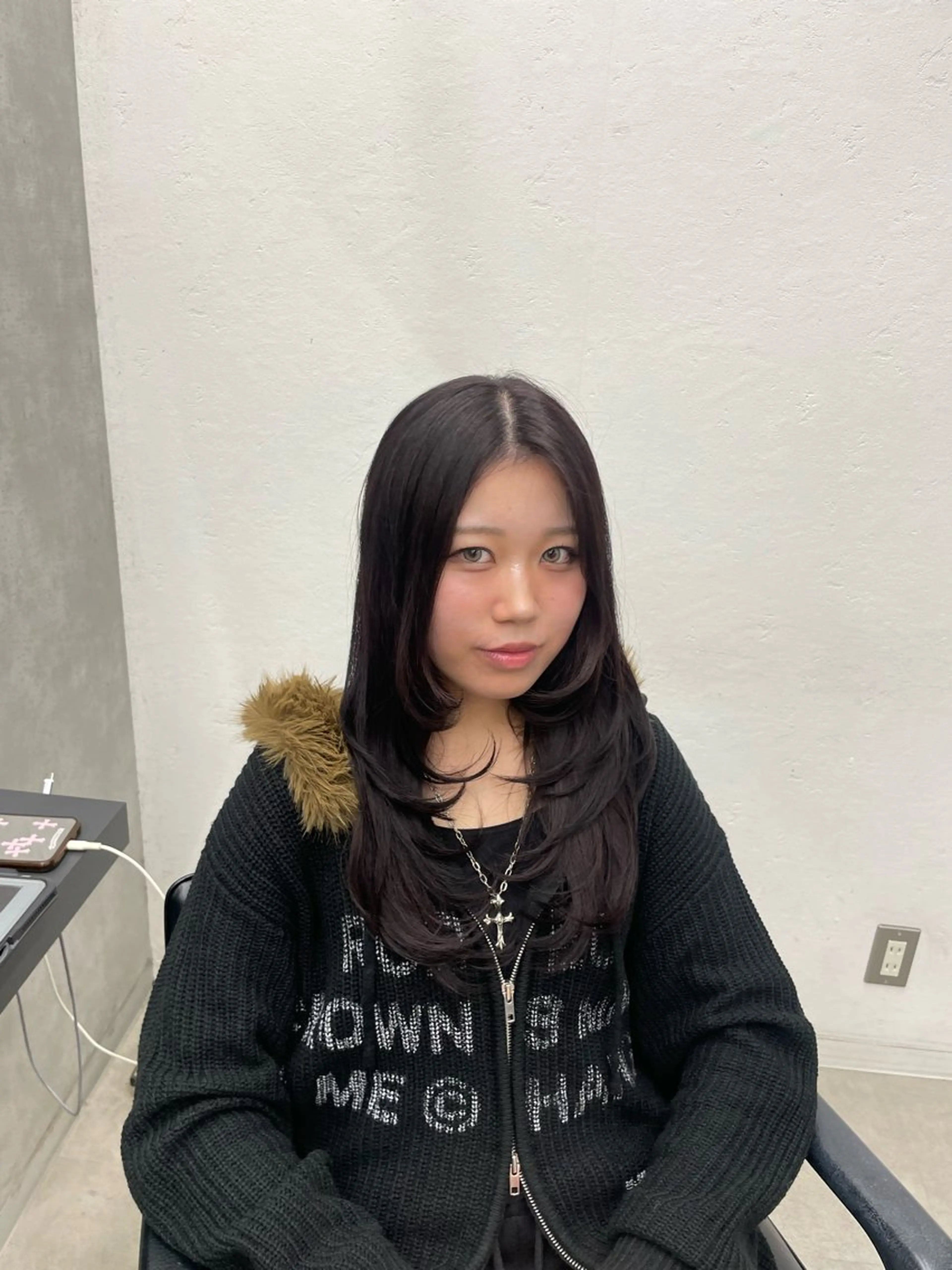 ロング ピンクブラウン トリートメント 角田 萌夏のヘアスタイル