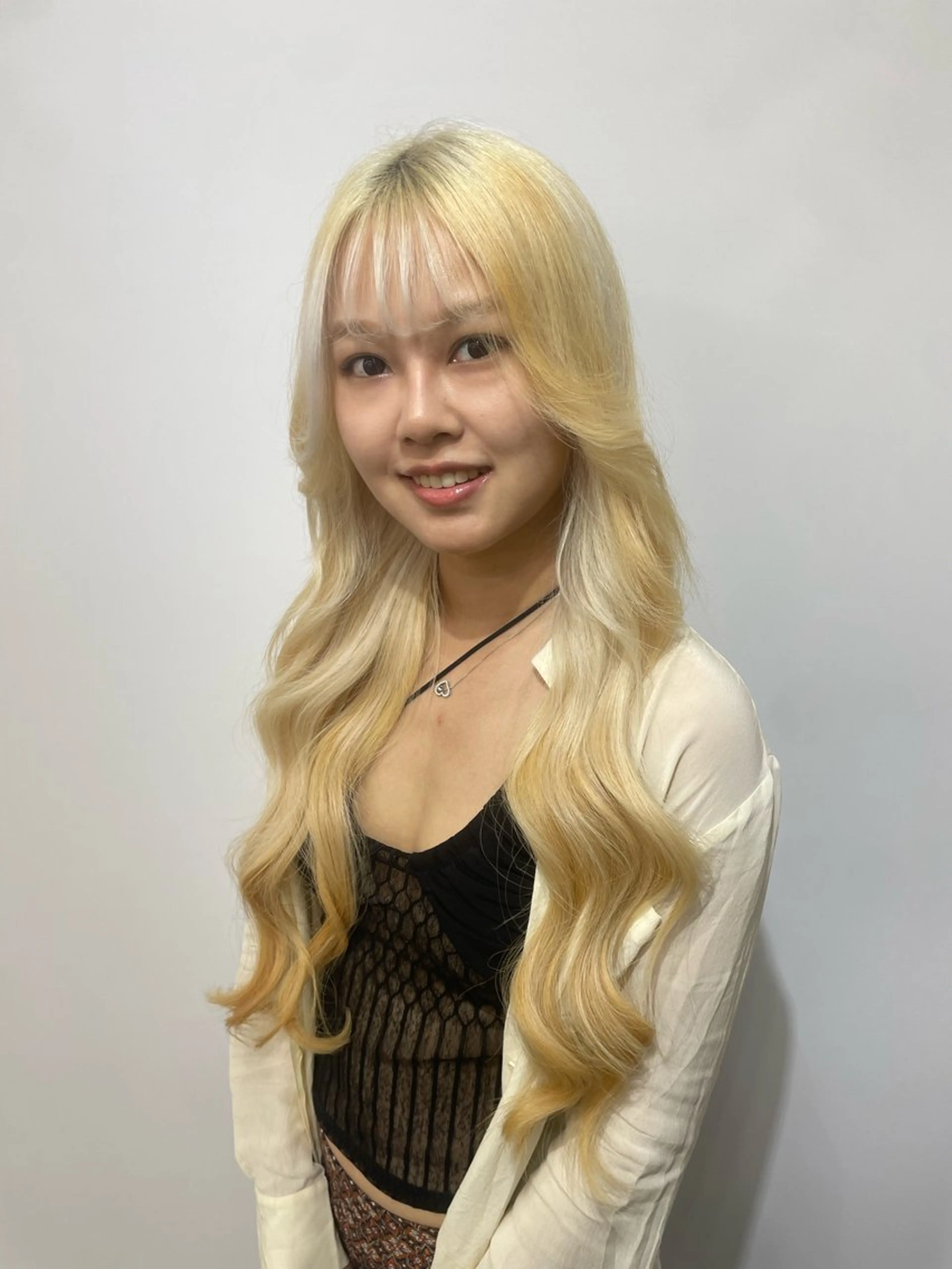 ロング 𝙃𝘼𝙍𝙐🎀 韓国×エクステのヘアスタイル